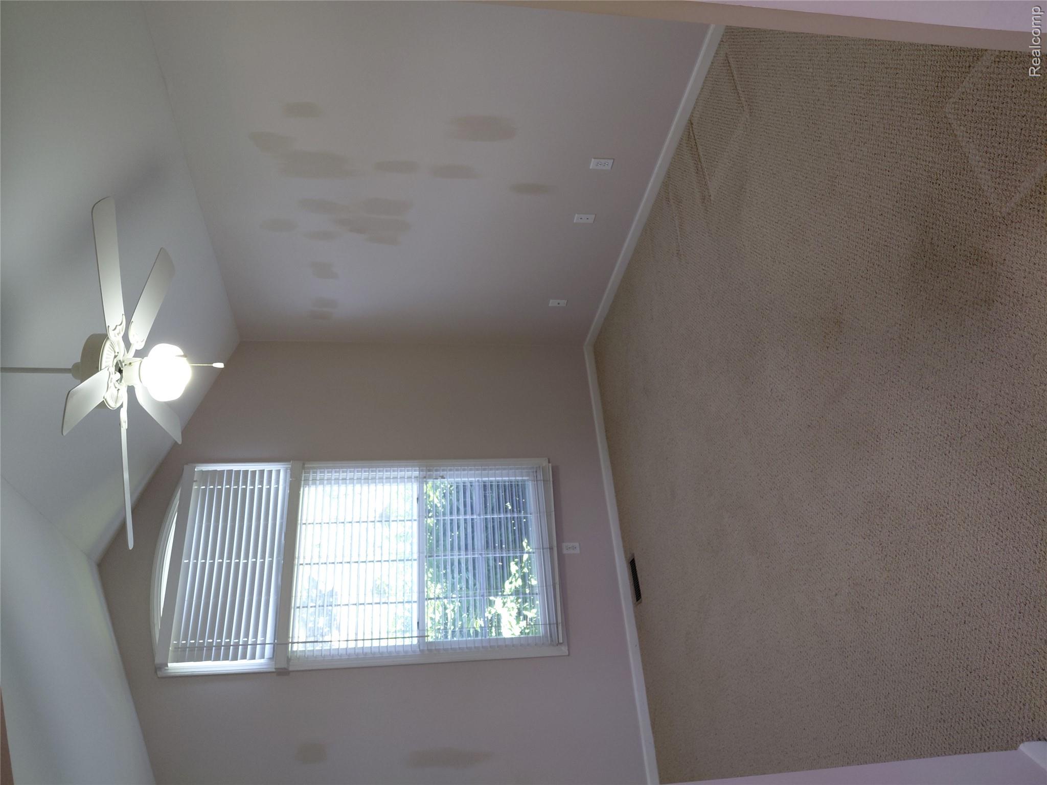 47752 River Woods Drive Property Photo 9