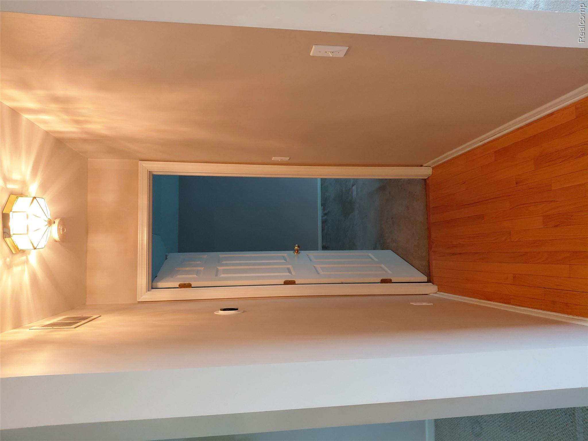 47752 River Woods Drive Property Photo 10