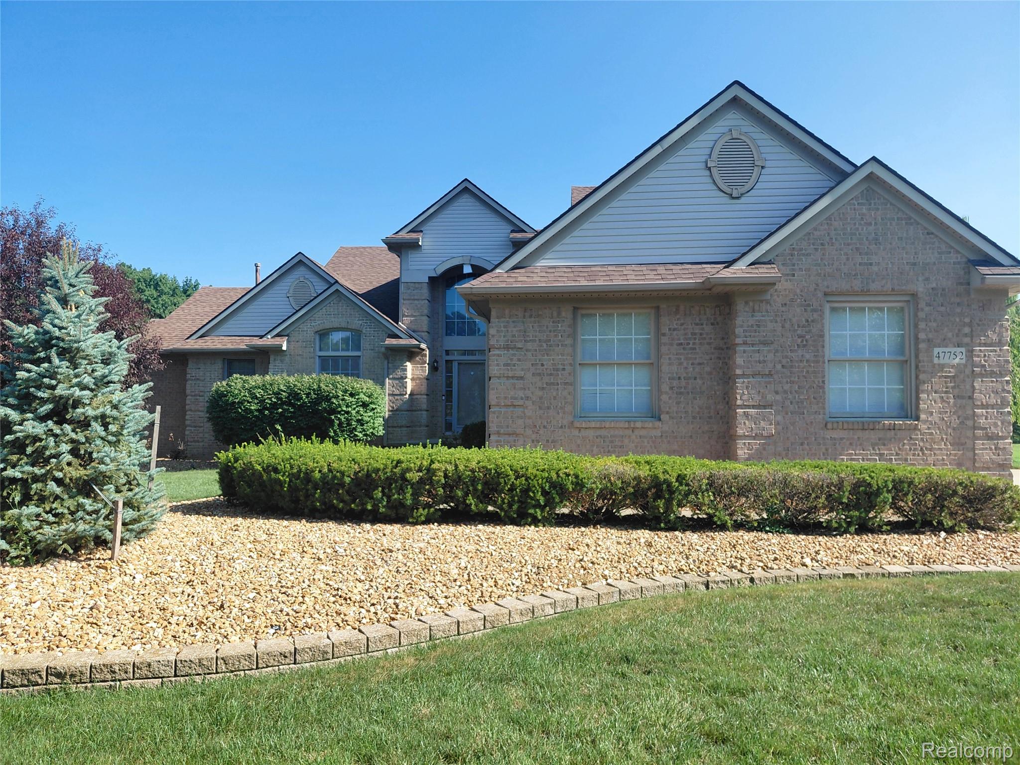 47752 River Woods Drive Property Photo 39