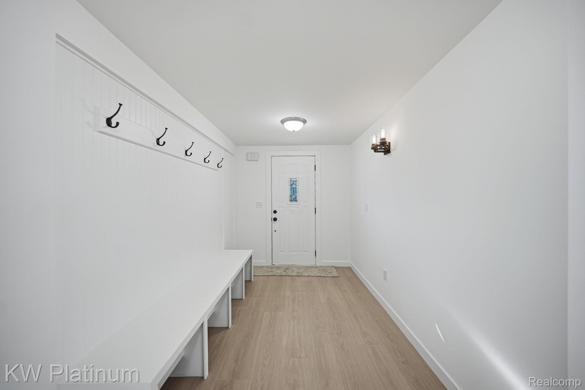 1309 Saint Clair Boulevard Property Photo 6