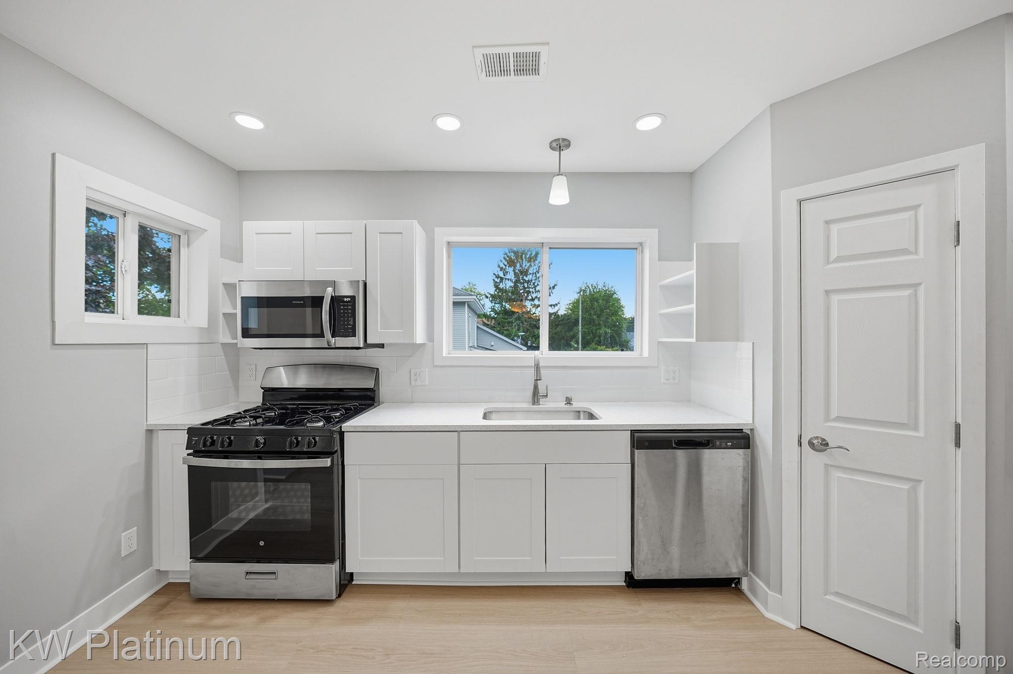 1309 Saint Clair Boulevard Property Photo 46
