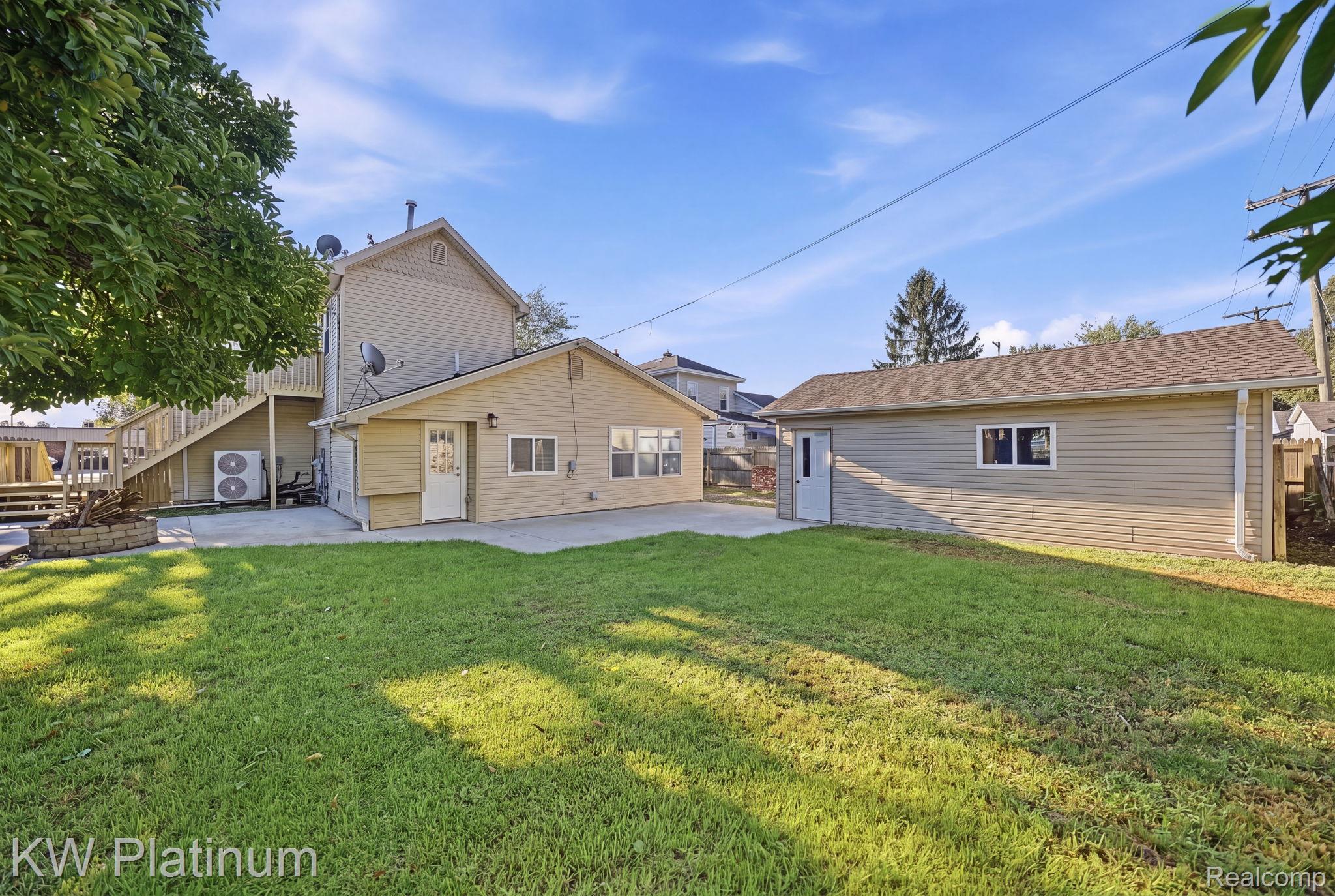 1309 Saint Clair Boulevard Property Photo 60