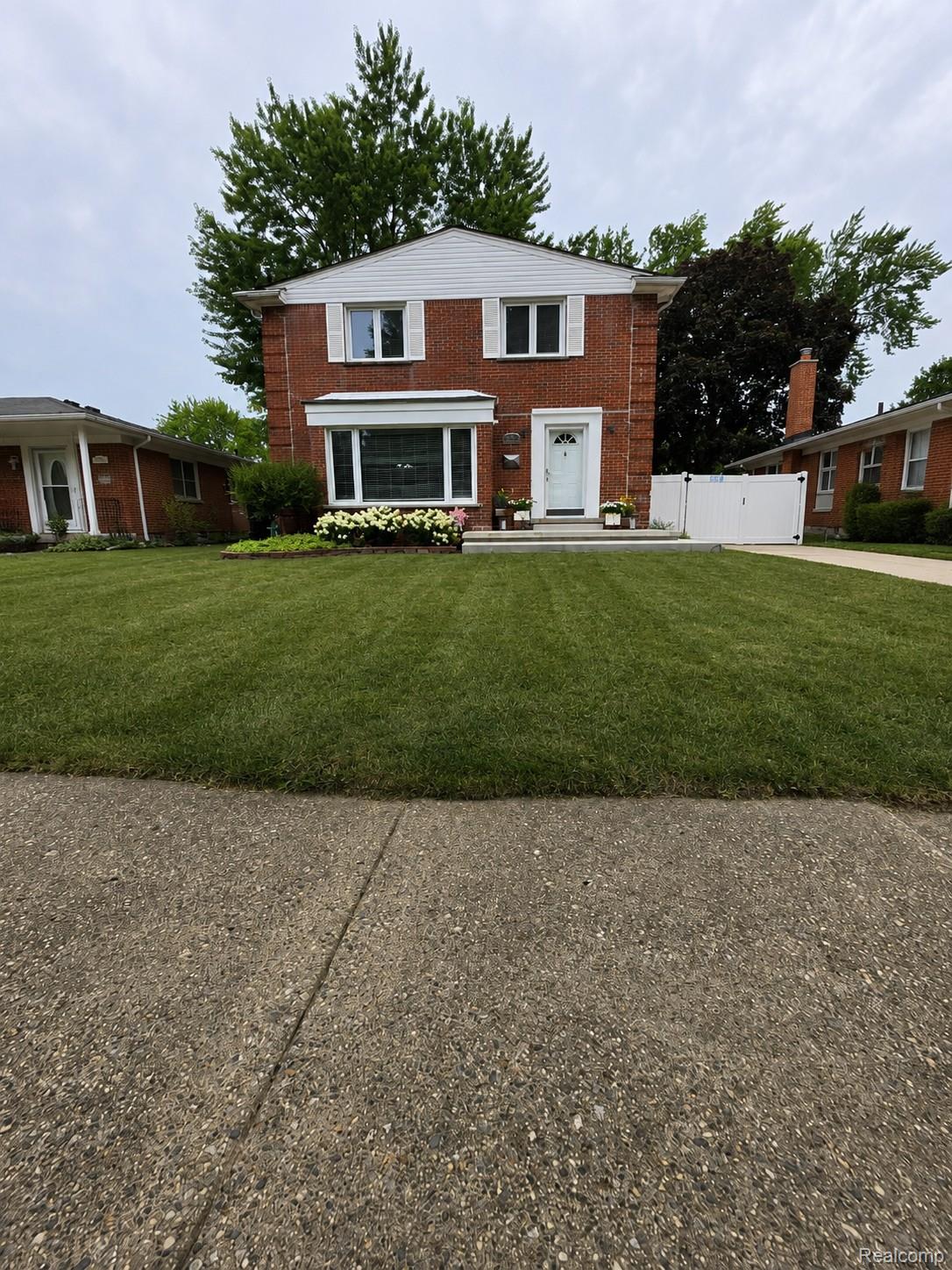 31159 Kelly Road Property Photo 1