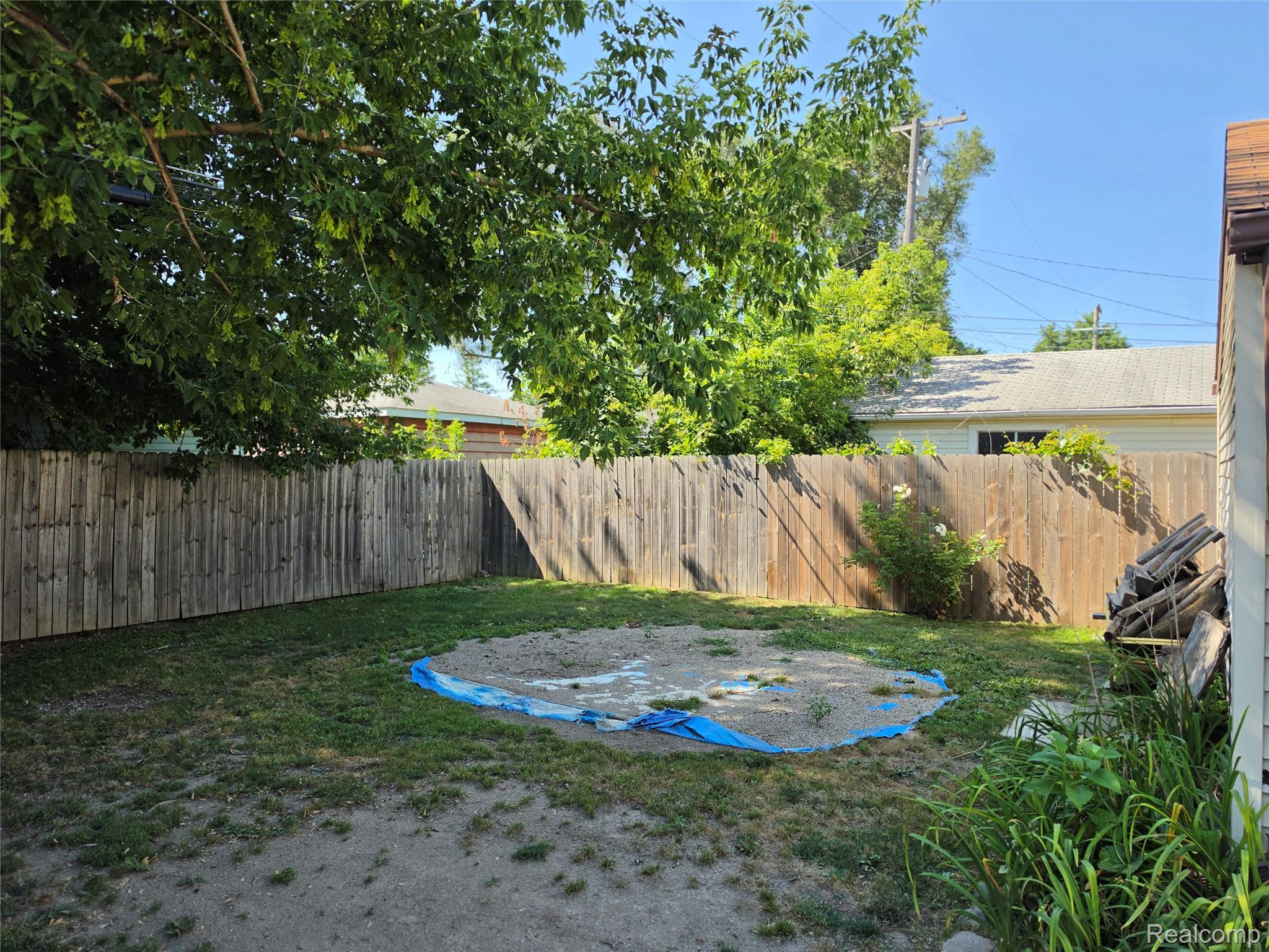 4930 Campbell Street Property Photo 6