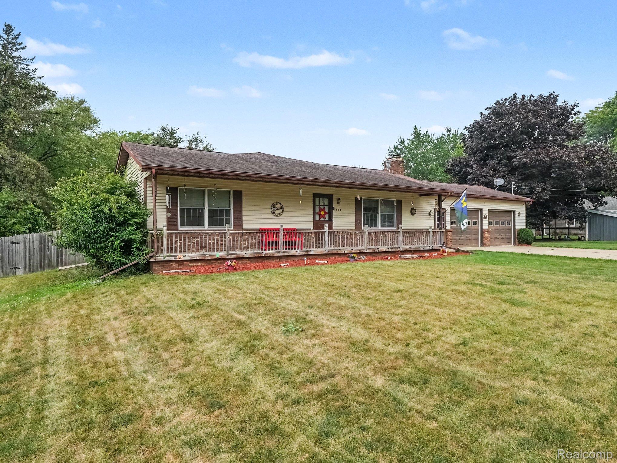 710 Wood Street Property Photo 1