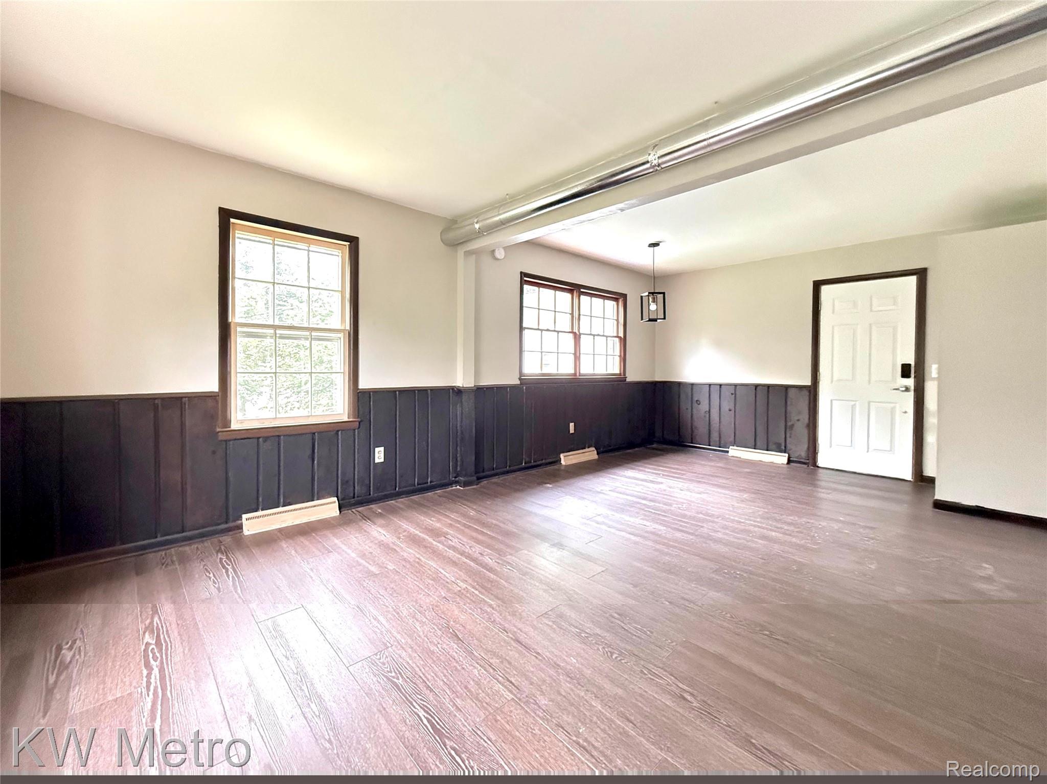 1305 Collegewood Street Property Photo 21