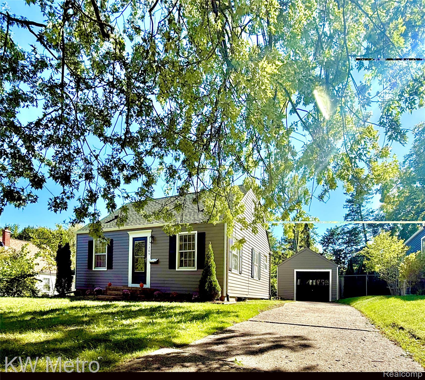 1305 Collegewood Street Property Photo 31