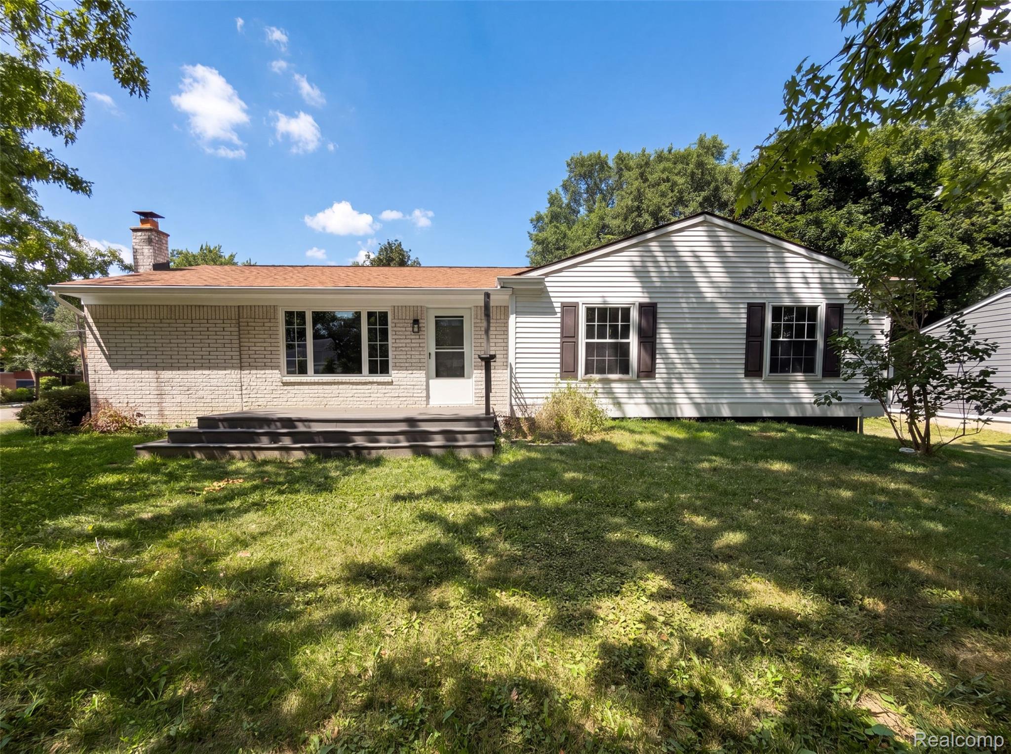 3211 24 Mile Road Property Photo 1