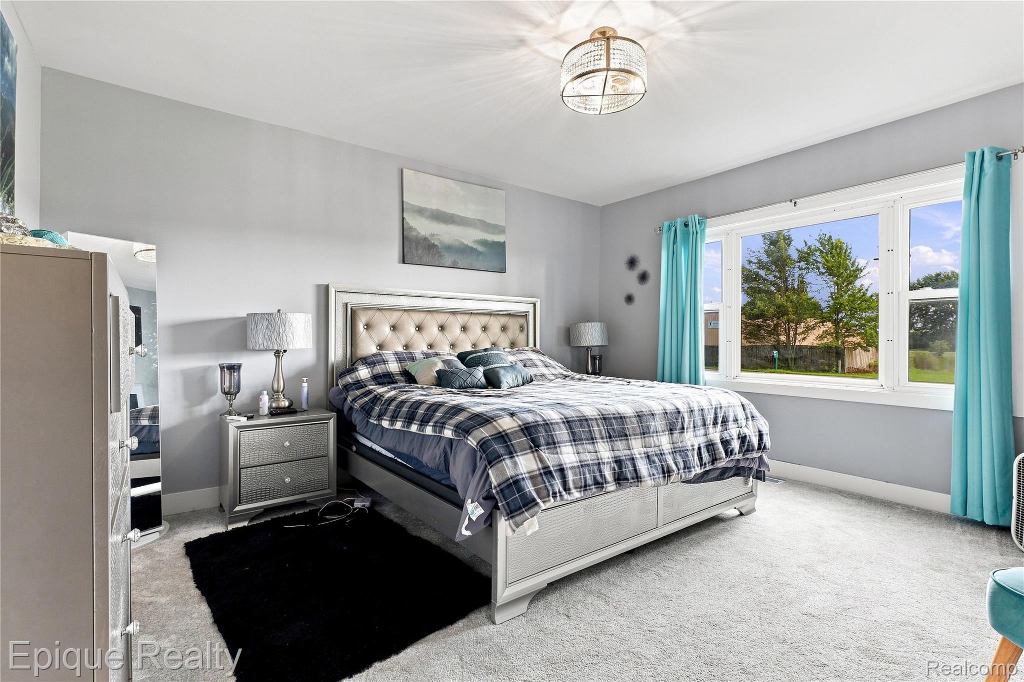 7228 Yankee Road Property Photo 43