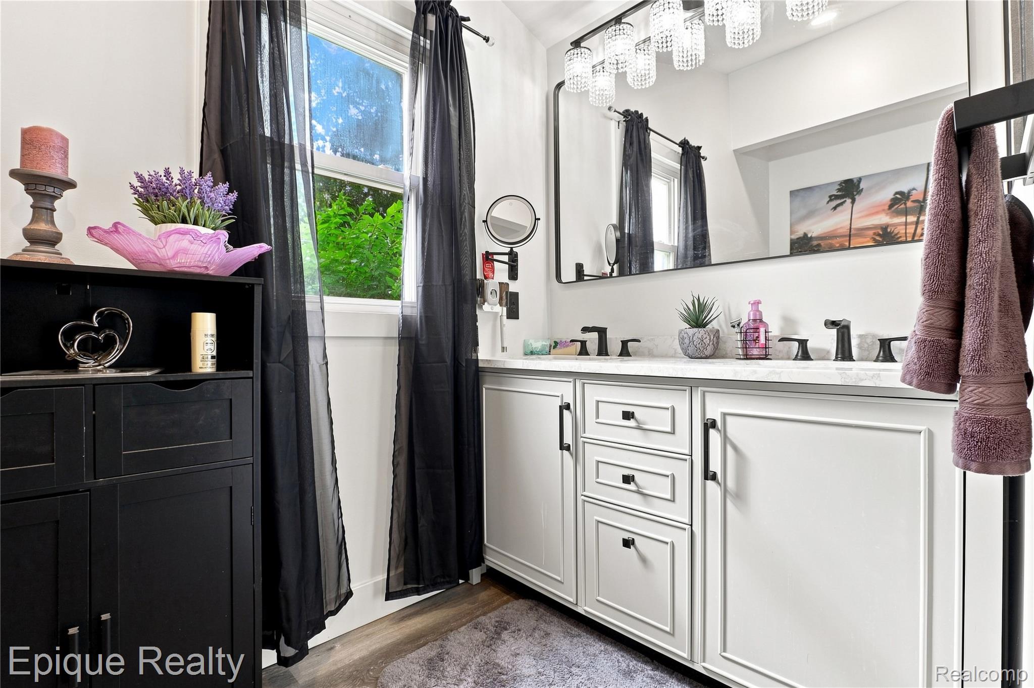 7228 Yankee Road Property Photo 47