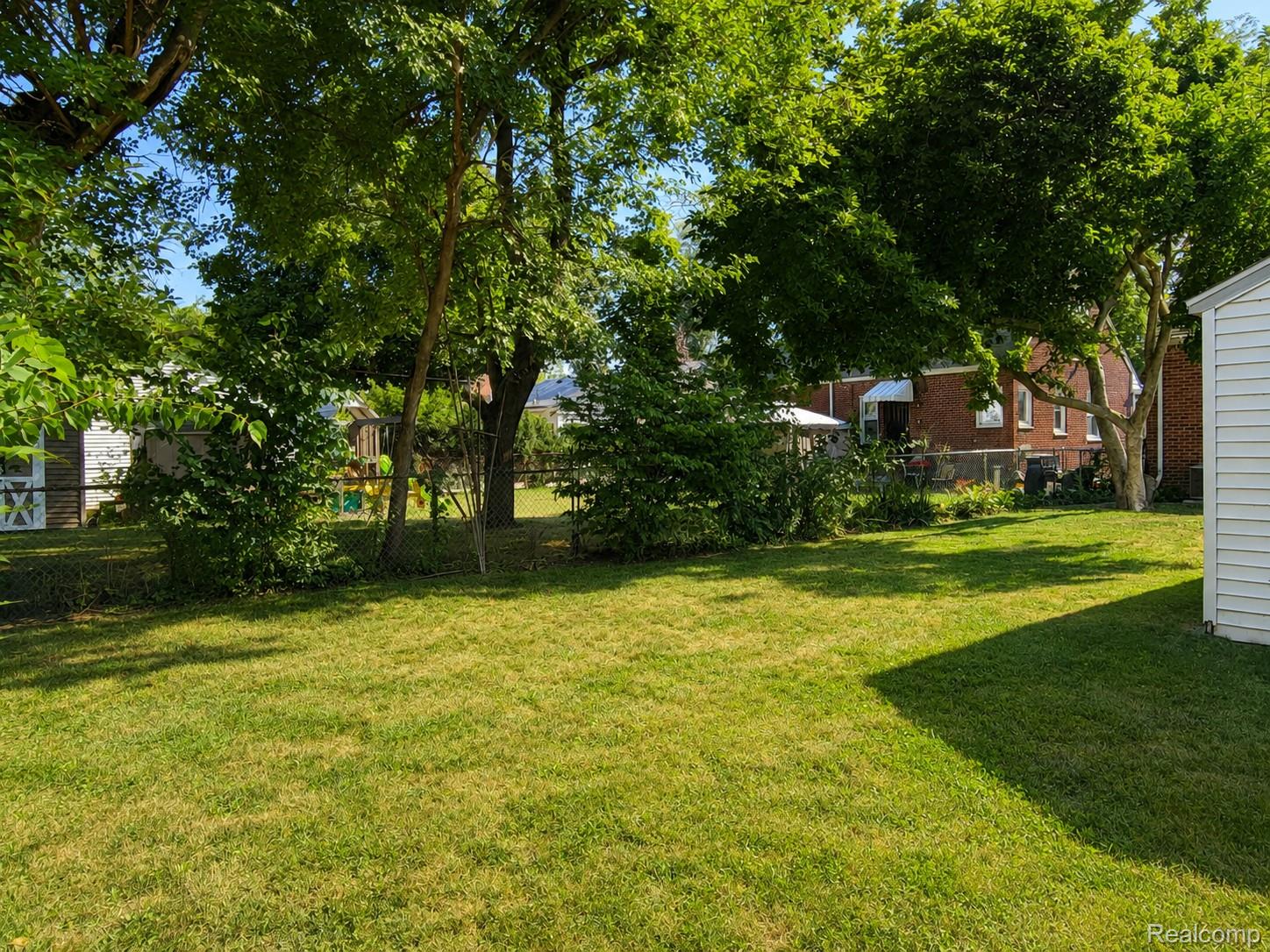 11745 Riverdale Property Photo 23