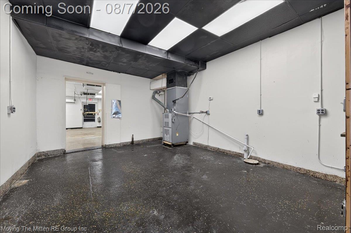 26734 Michigan Avenue Property Photo 10