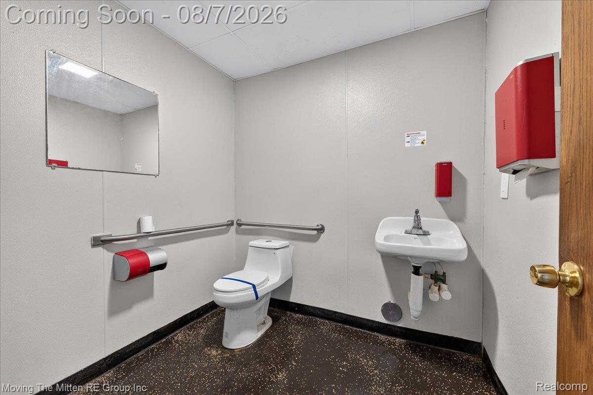 26734 Michigan Avenue Property Photo 24