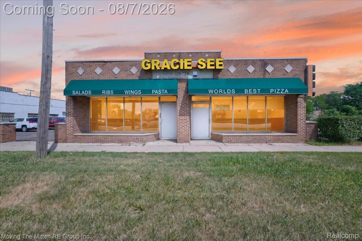 26734 Michigan Avenue Property Photo 31