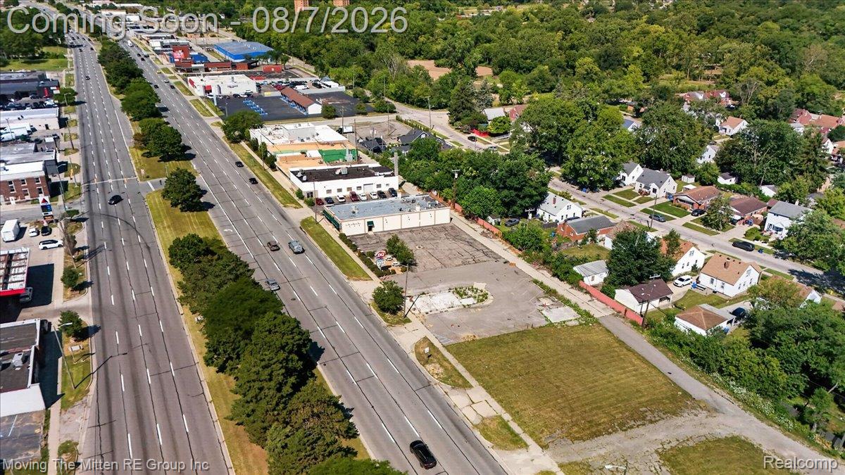 26734 Michigan Avenue Property Photo 41