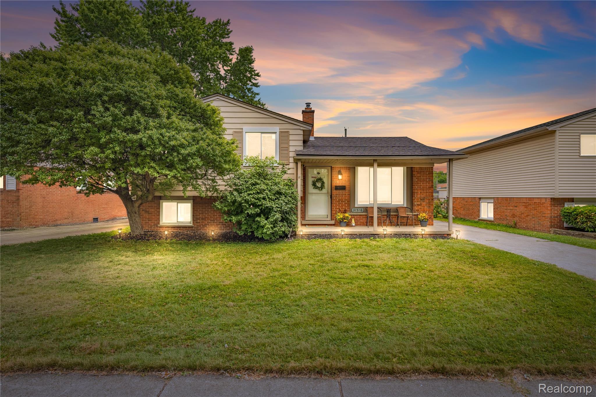 31516 Saint Margaret Street Property Photo 1
