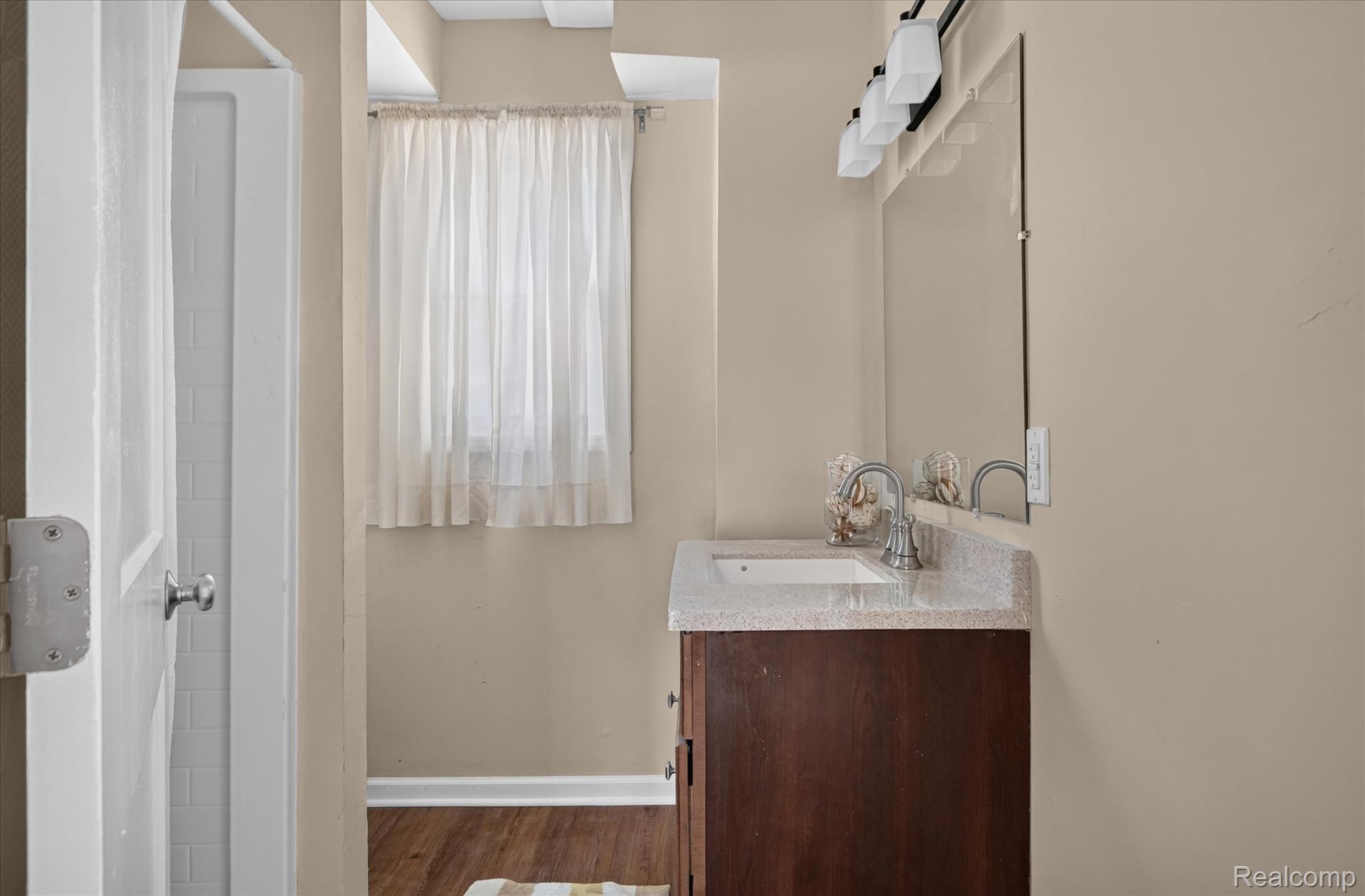 28264 Waltz Road Property Photo 16