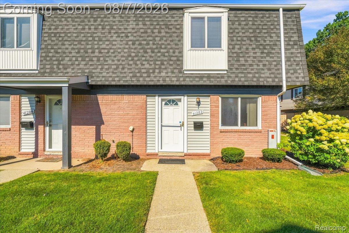 41282 N Woodbury Green Drive Property Photo 1
