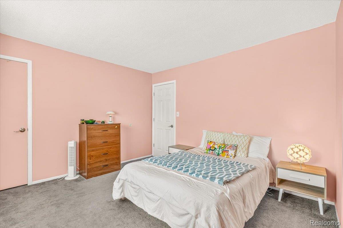 41282 N Woodbury Green Drive Property Photo 12