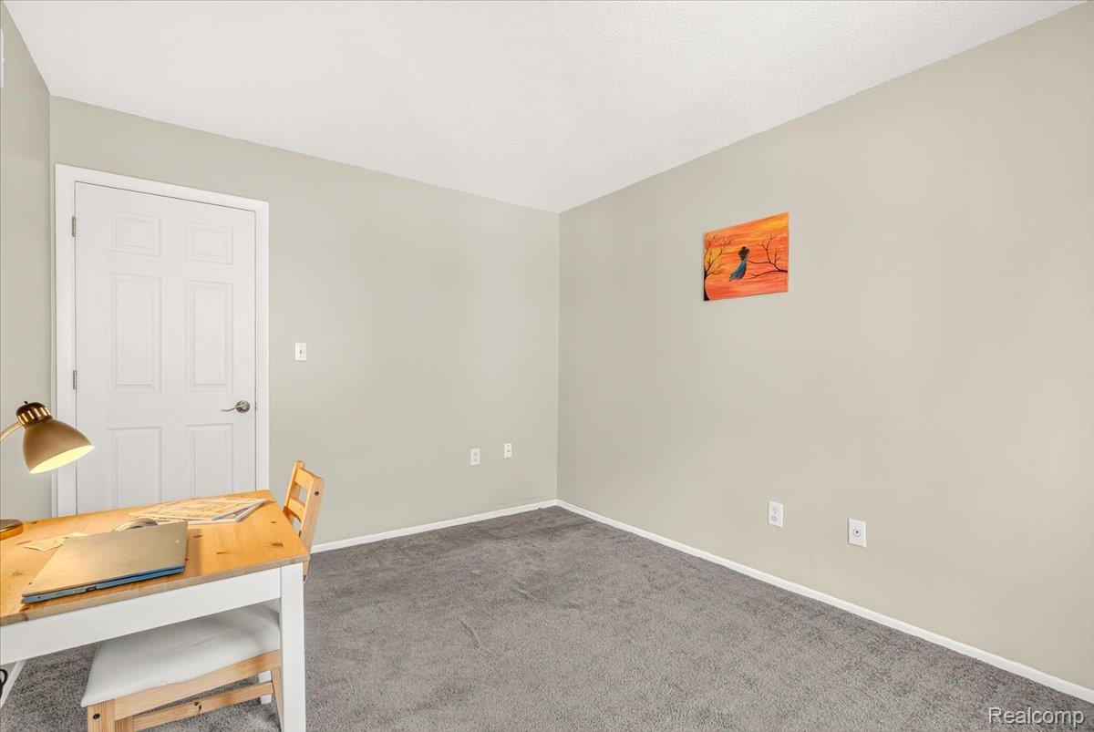 41282 N Woodbury Green Drive Property Photo 18