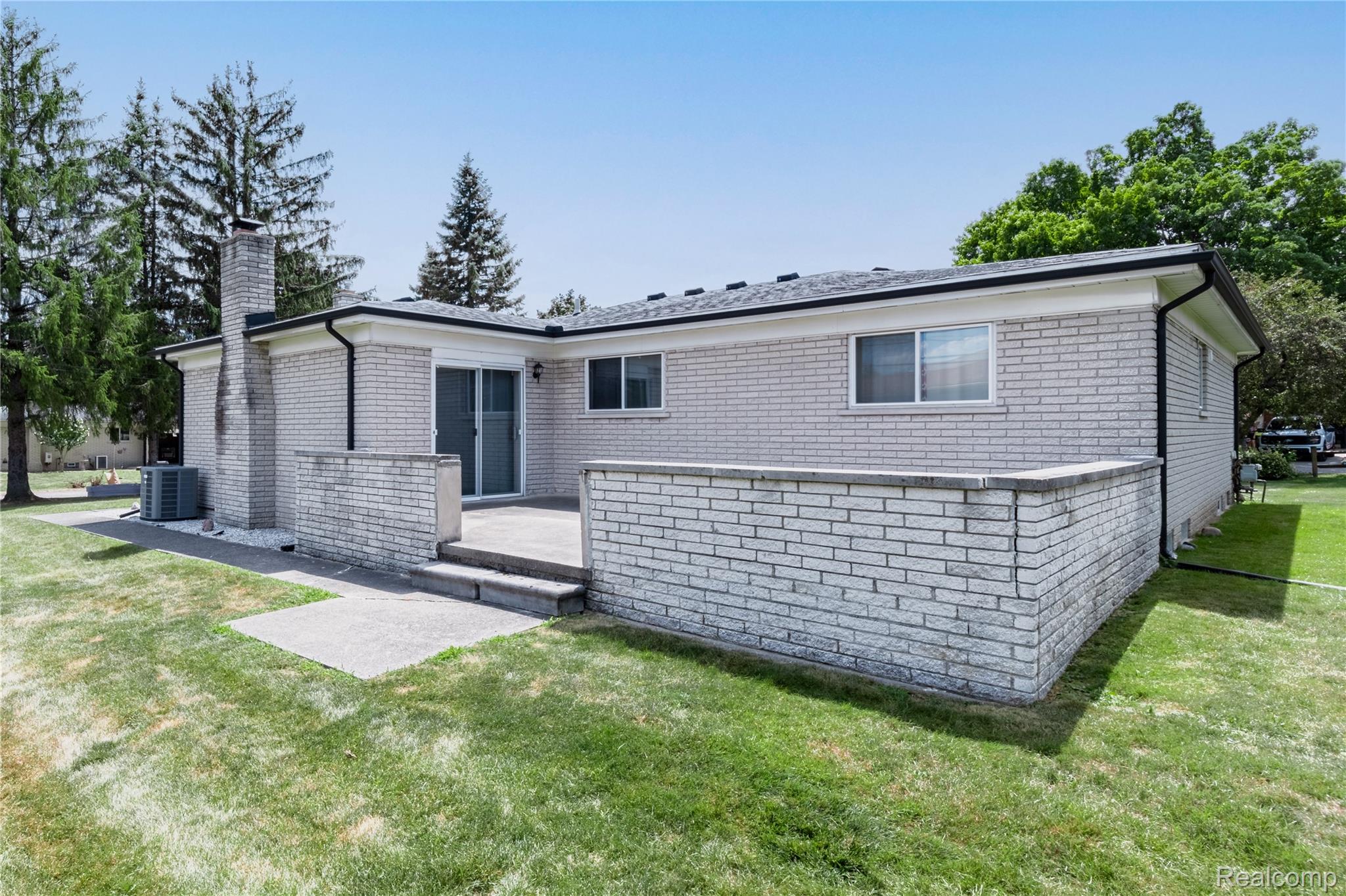 18863 Monica Drive Property Photo 18