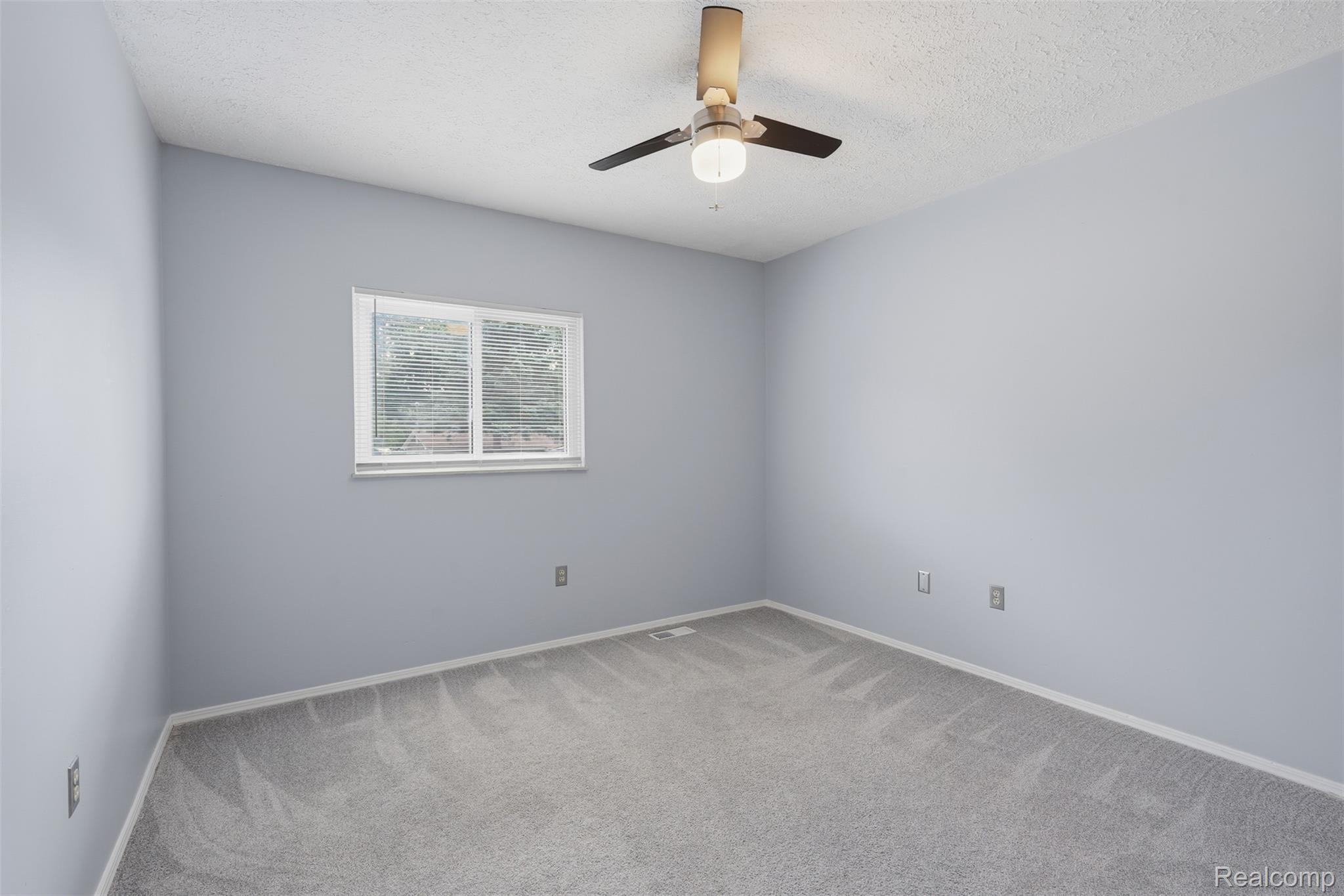 968 Parallel Street Property Photo 18