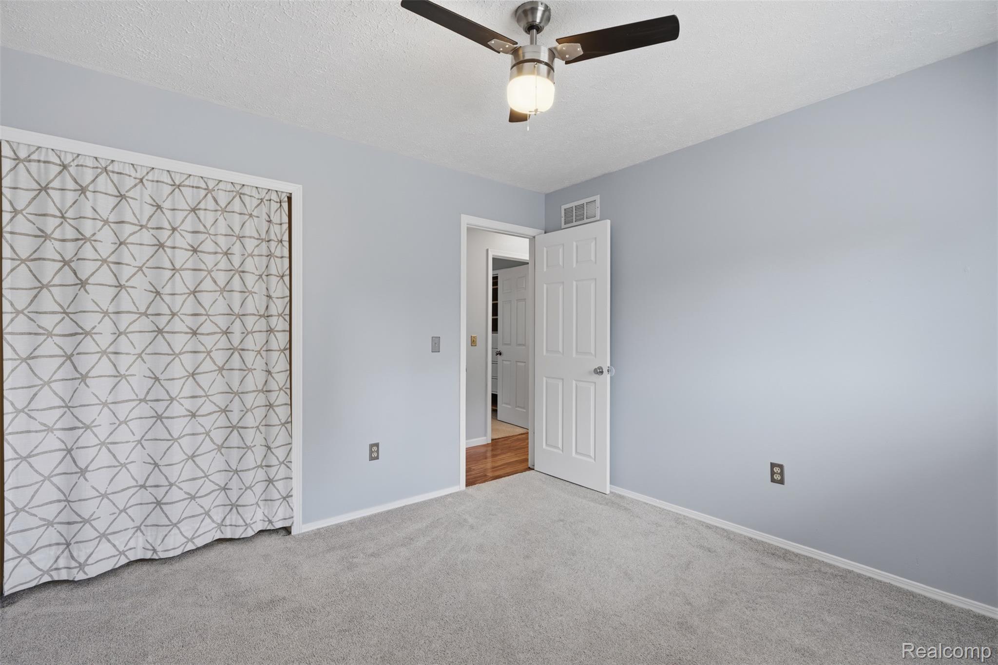 968 Parallel Street Property Photo 19