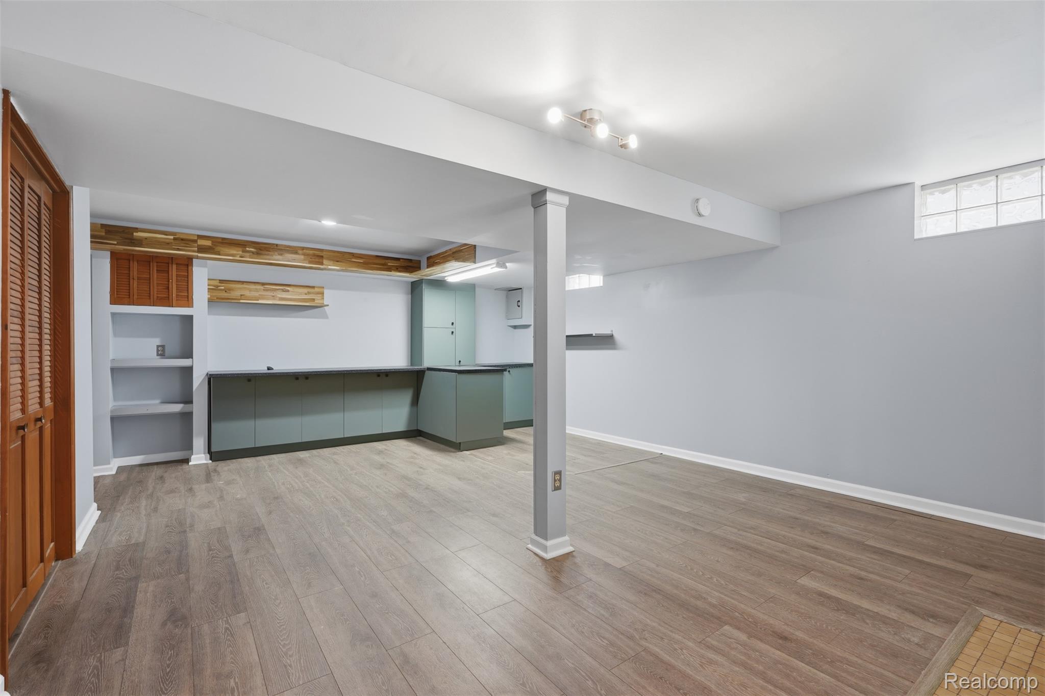 968 Parallel Street Property Photo 21
