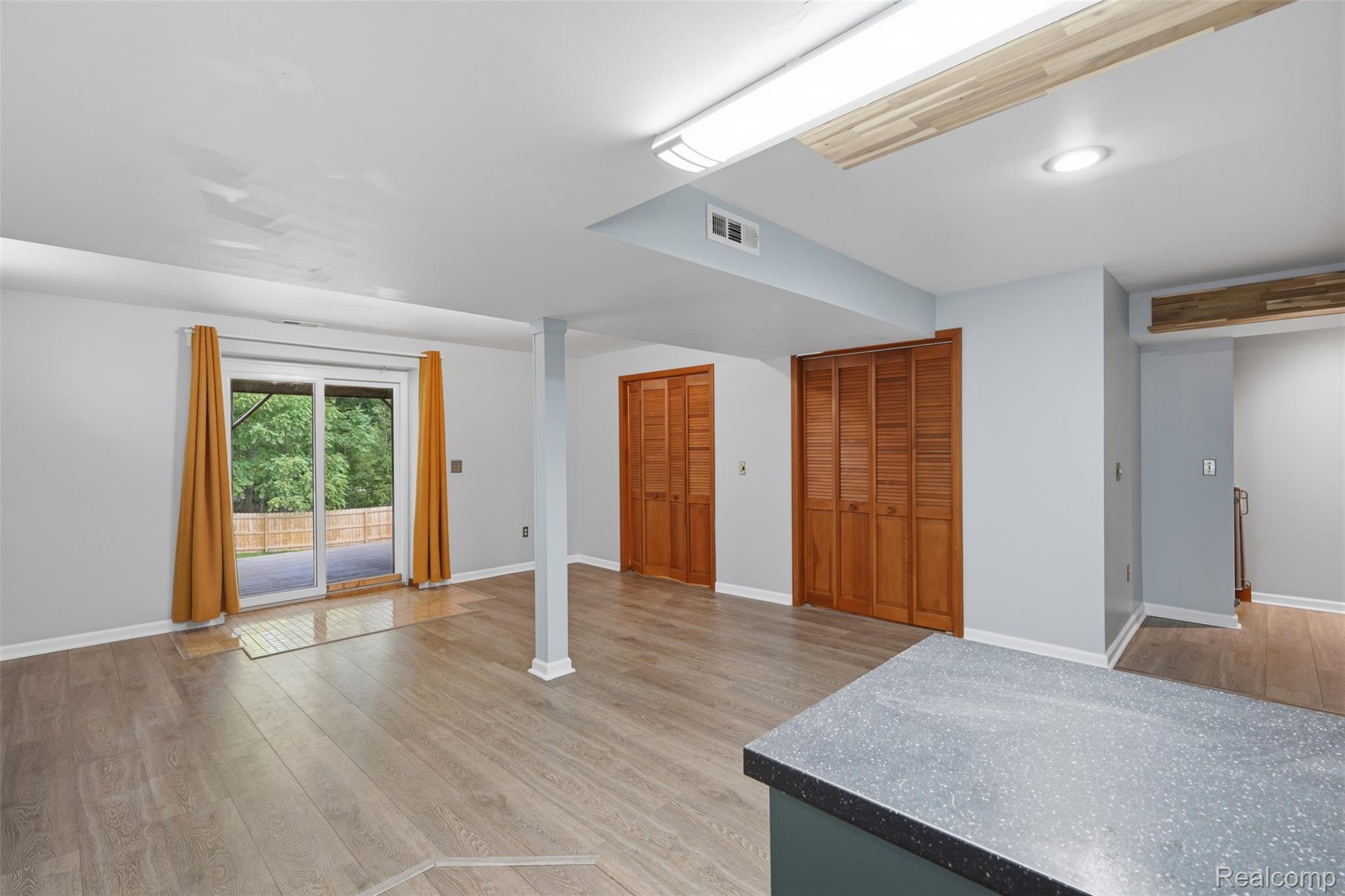 968 Parallel Street Property Photo 23