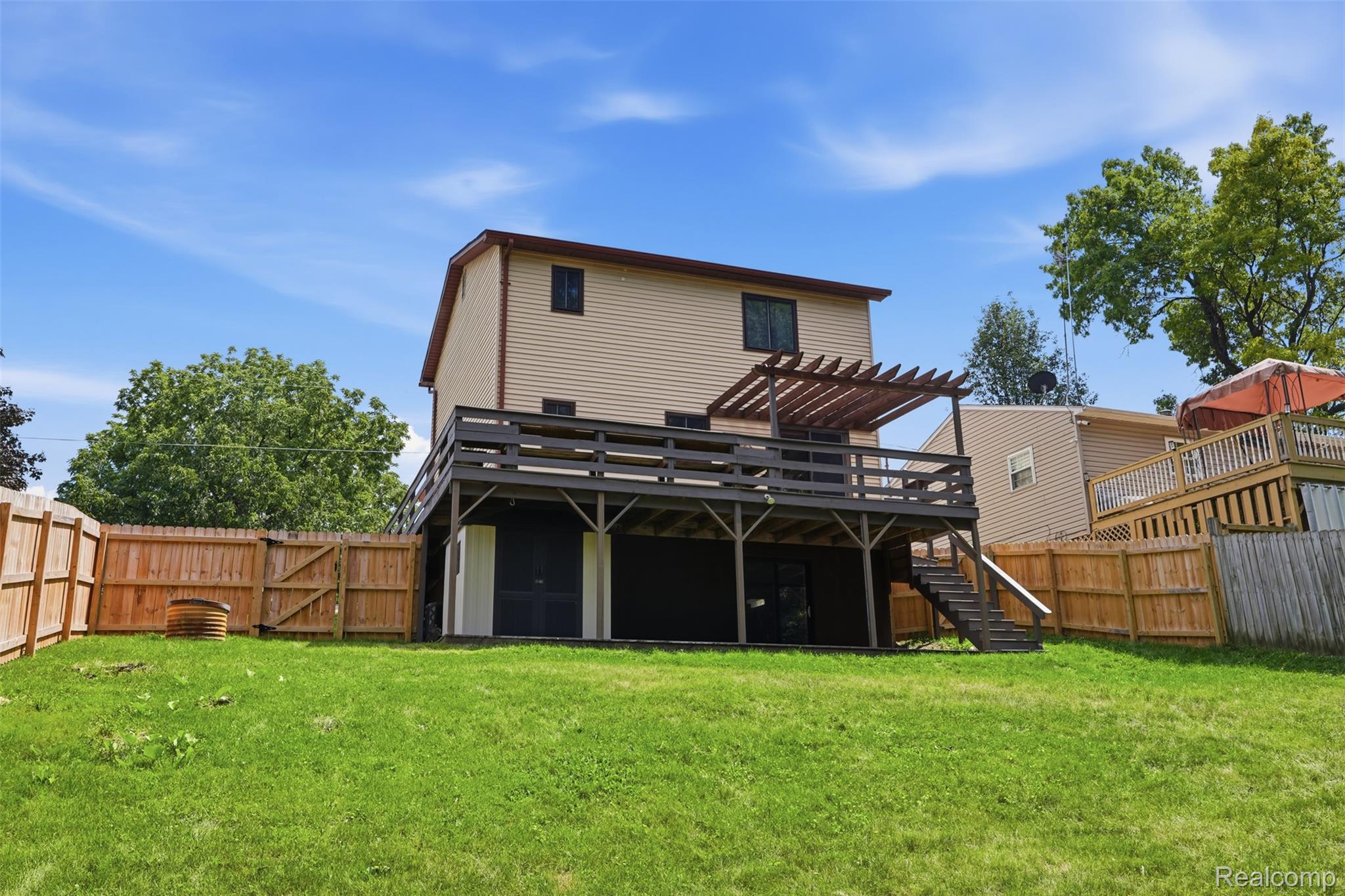 968 Parallel Street Property Photo 31