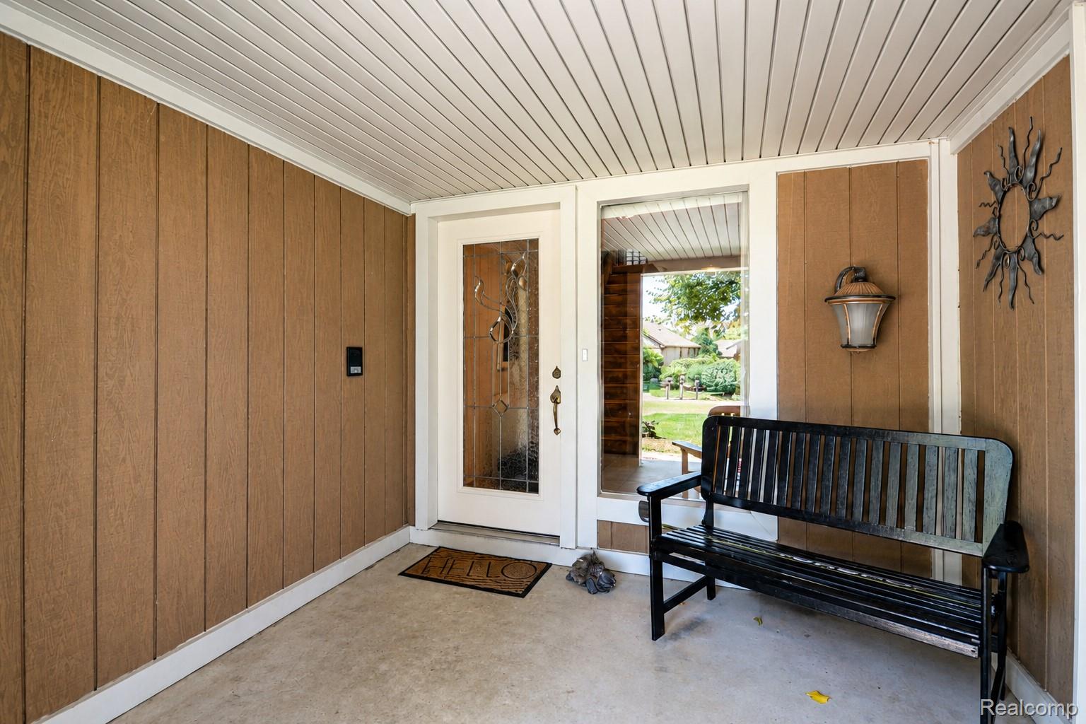 22783 Shadowglen Drive Property Photo 2