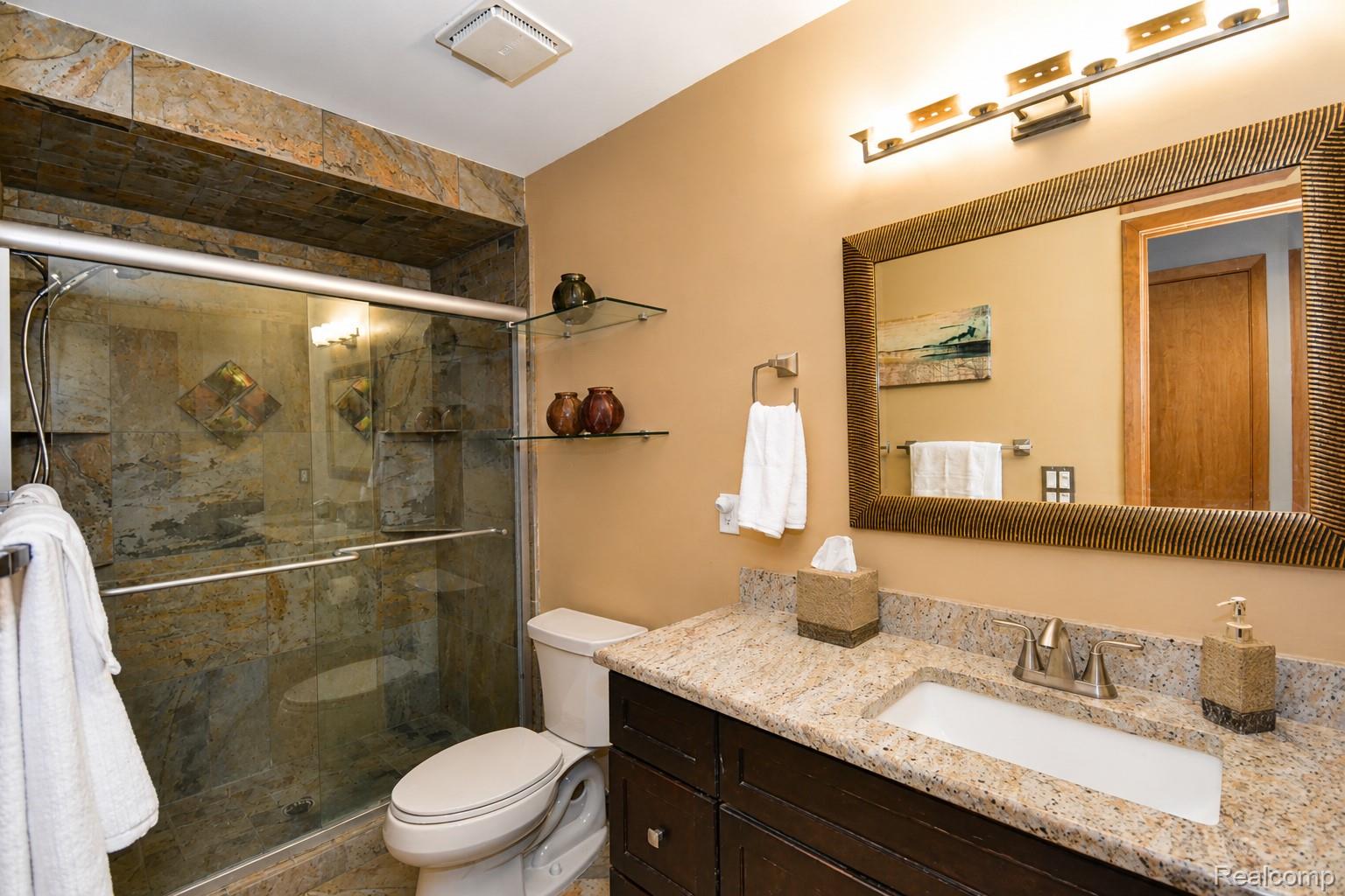 22783 Shadowglen Drive Property Photo 19