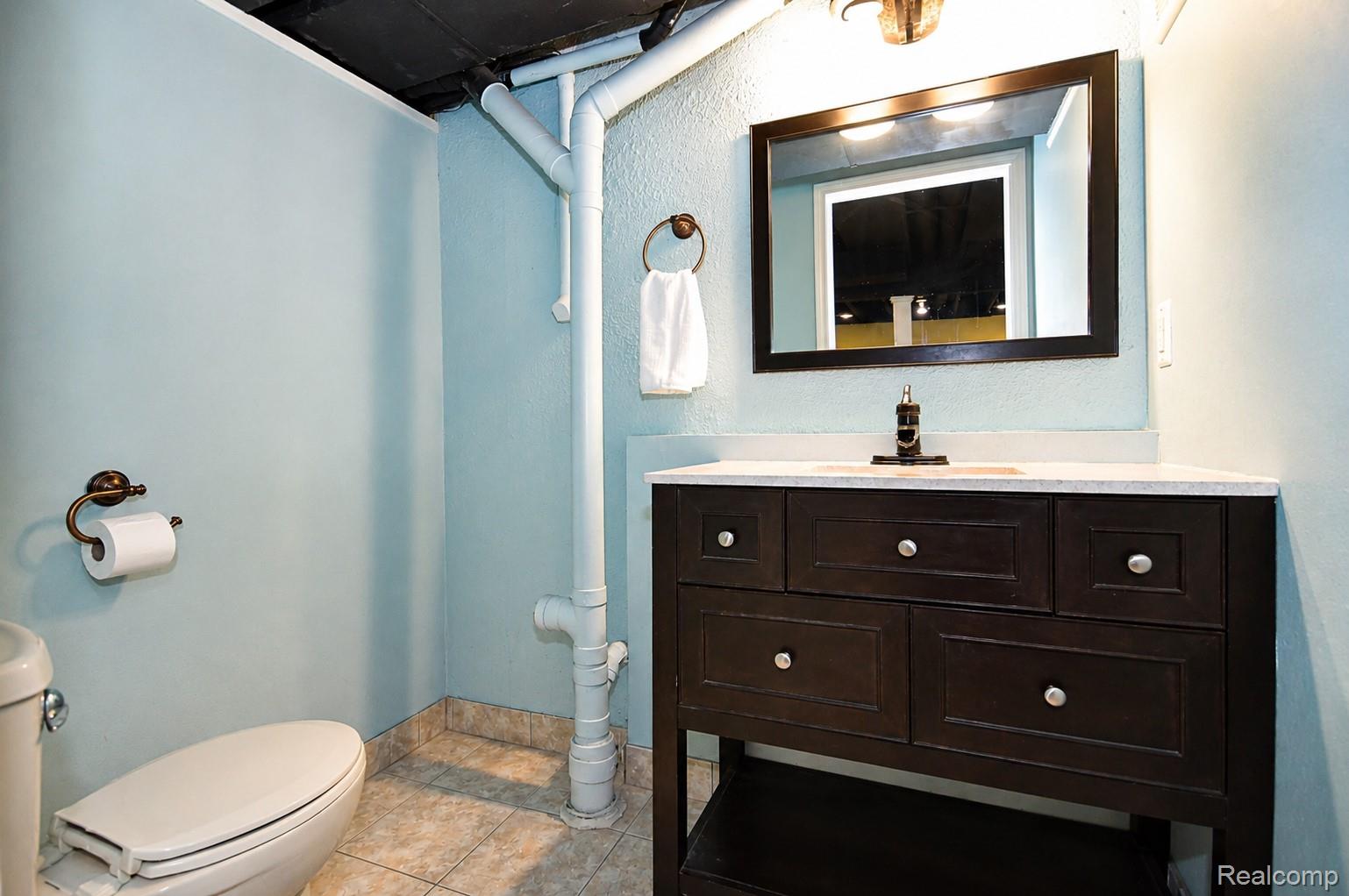 22783 Shadowglen Drive Property Photo 42
