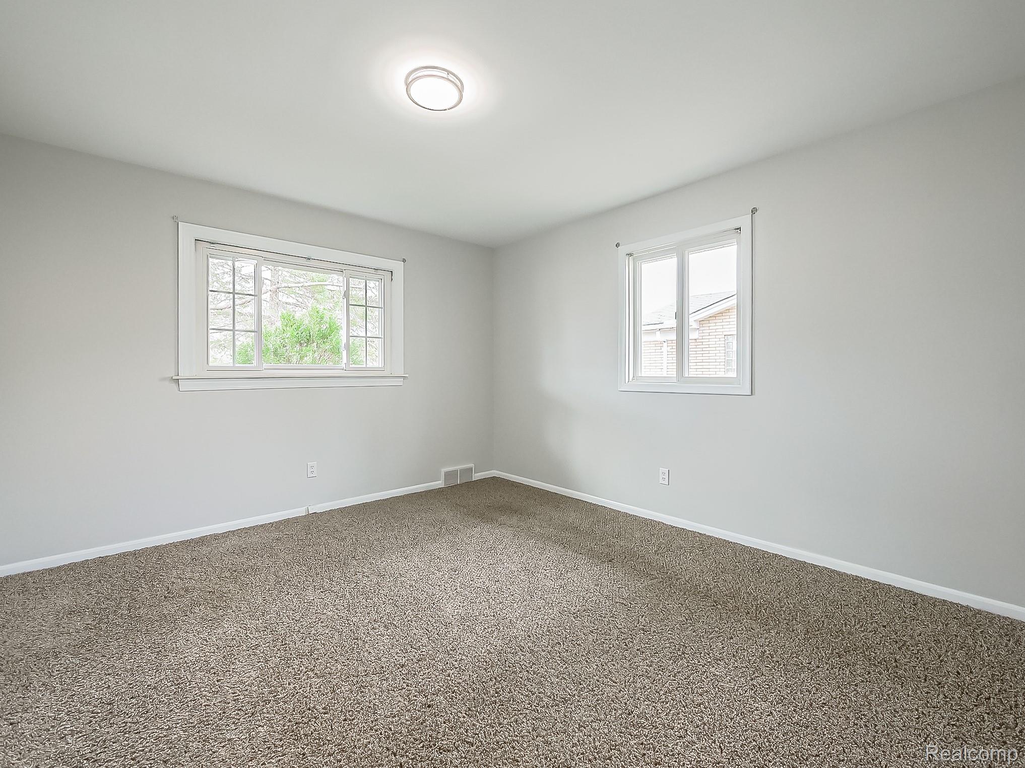 25748 Curie Avenue Property Photo 25
