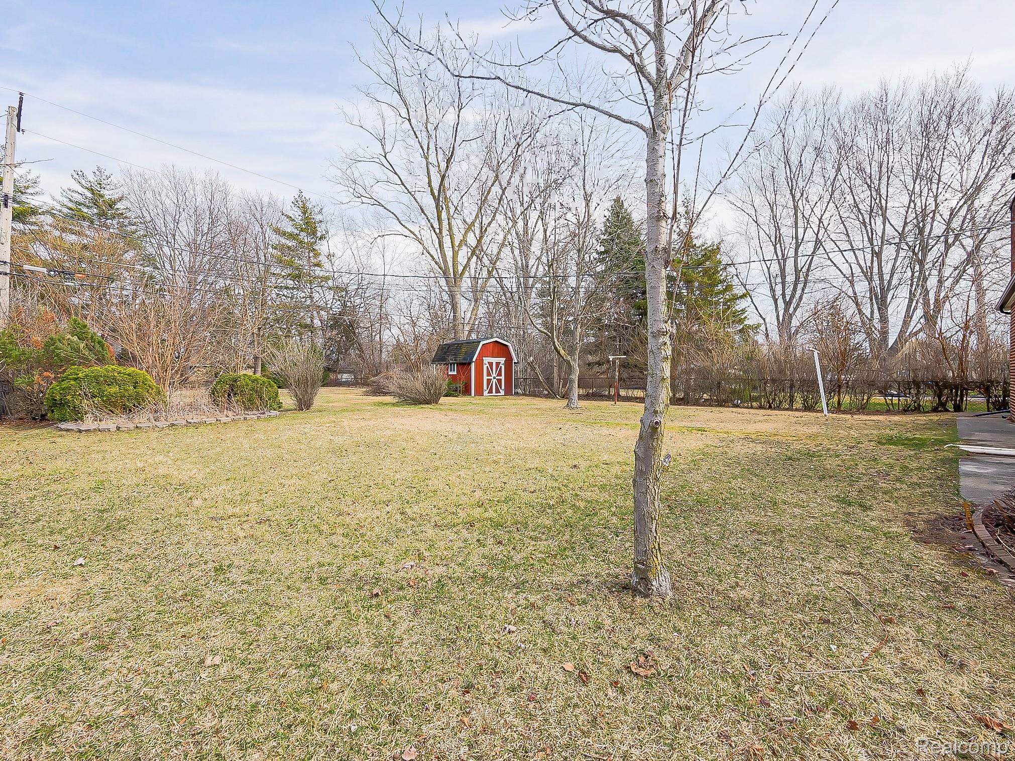 25748 Curie Avenue Property Photo 39