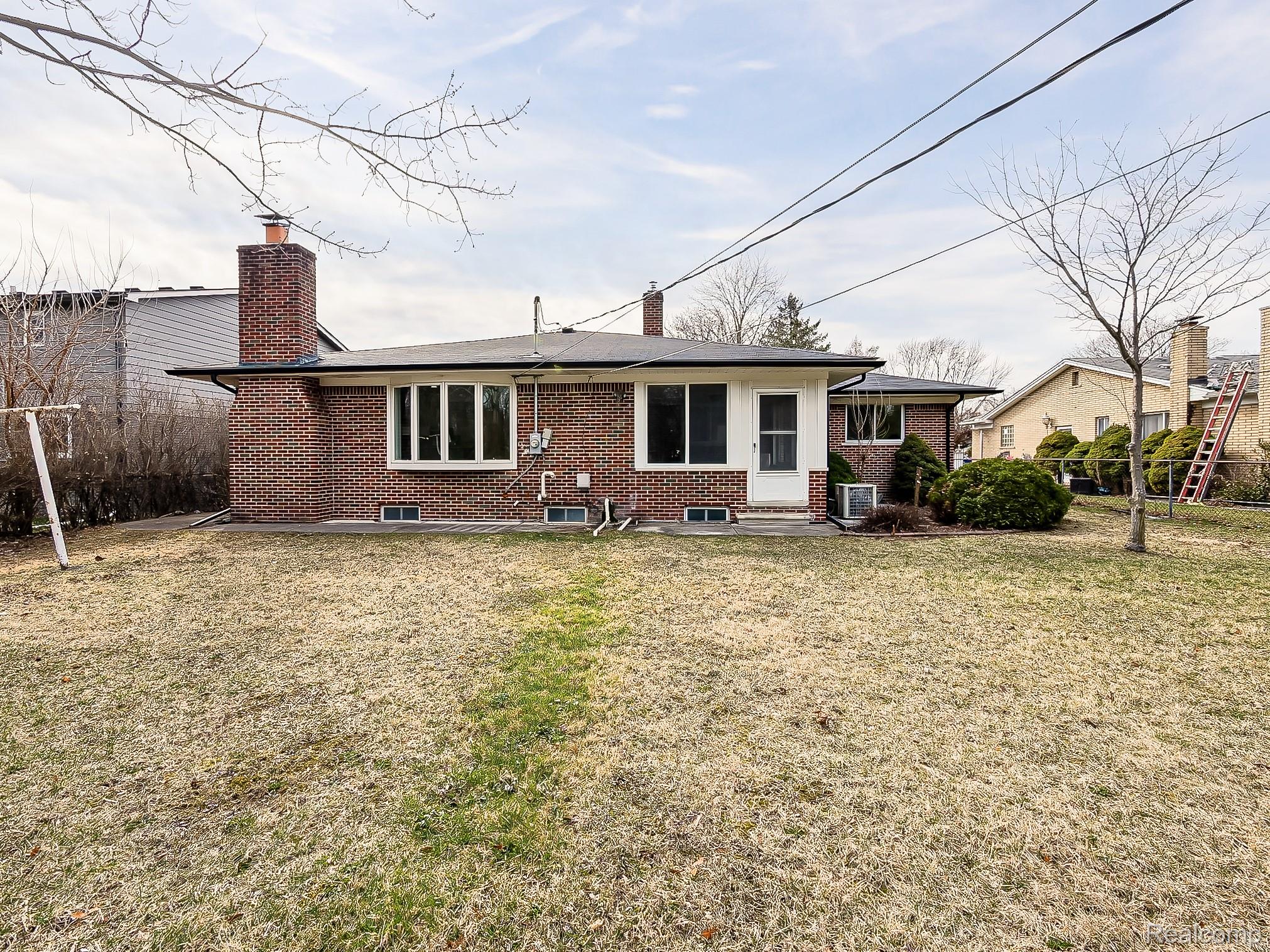 25748 Curie Avenue Property Photo 41