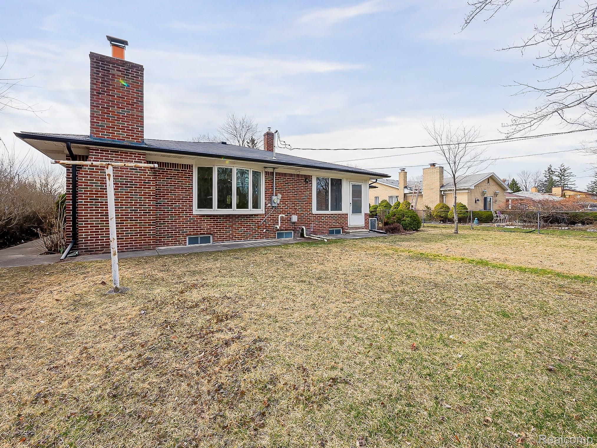 25748 Curie Avenue Property Photo 42