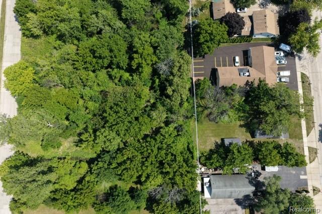 8120 Macomb Street Property Photo 3
