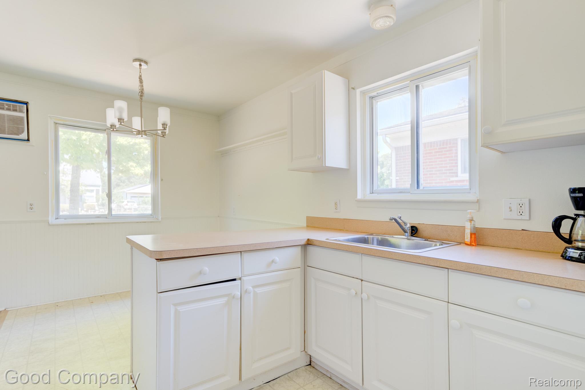 680 E Annabelle Avenue Property Photo 13