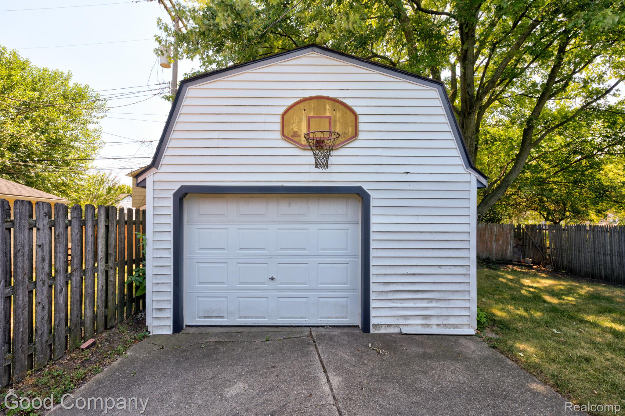 680 E Annabelle Avenue Property Photo 29
