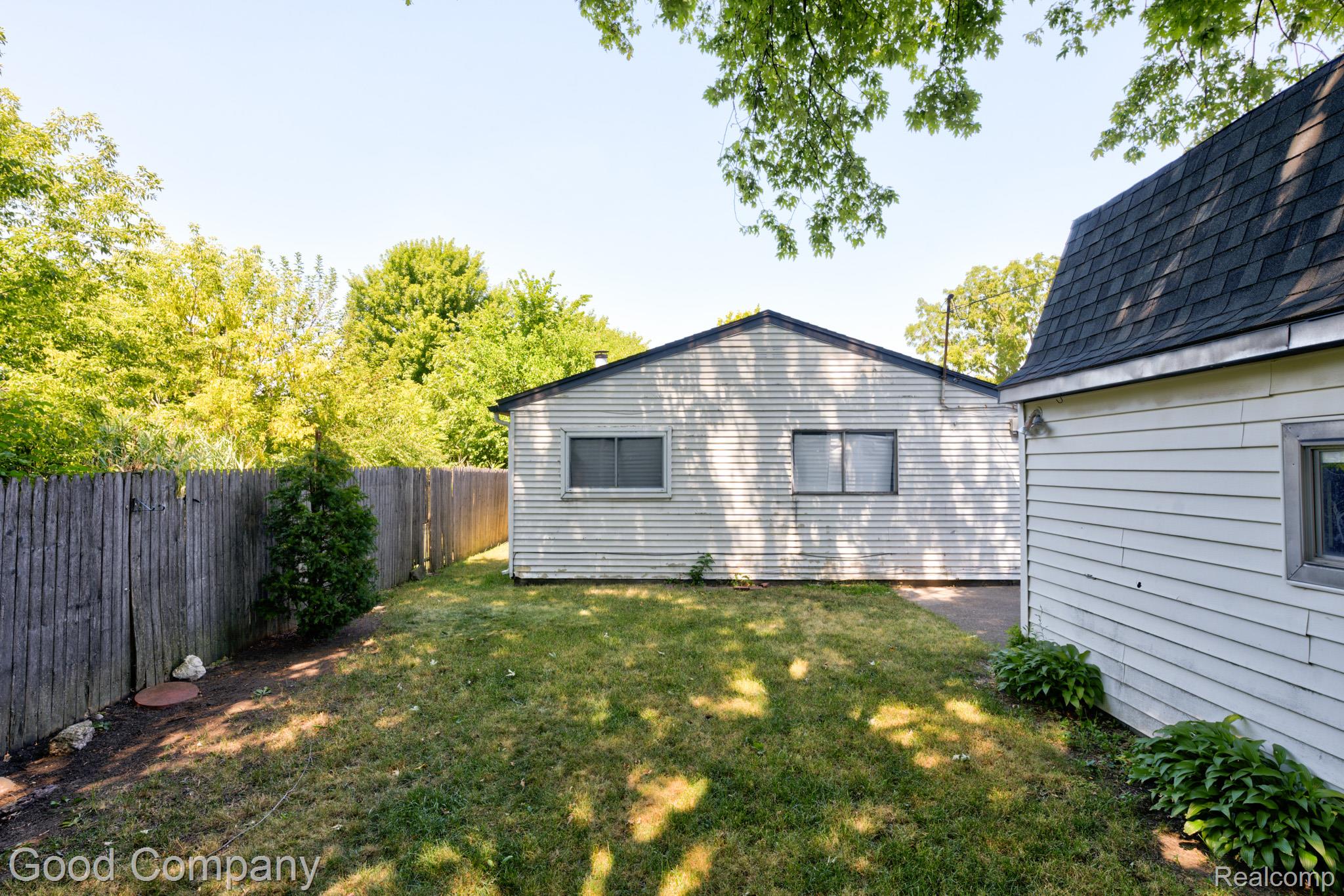 680 E Annabelle Avenue Property Photo 31