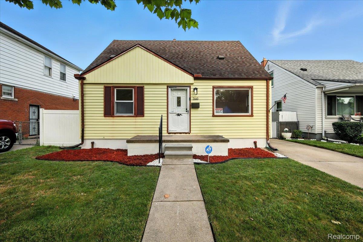 7445 Rockdale Property Photo 1