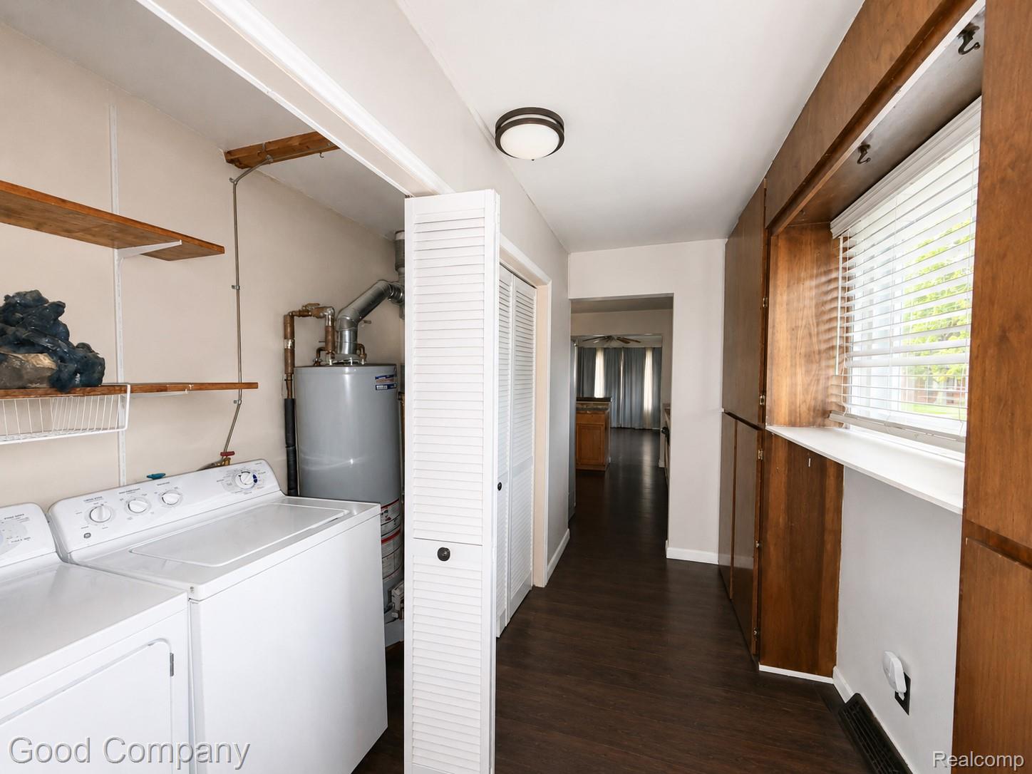 656 E Hudson Avenue Property Photo 8