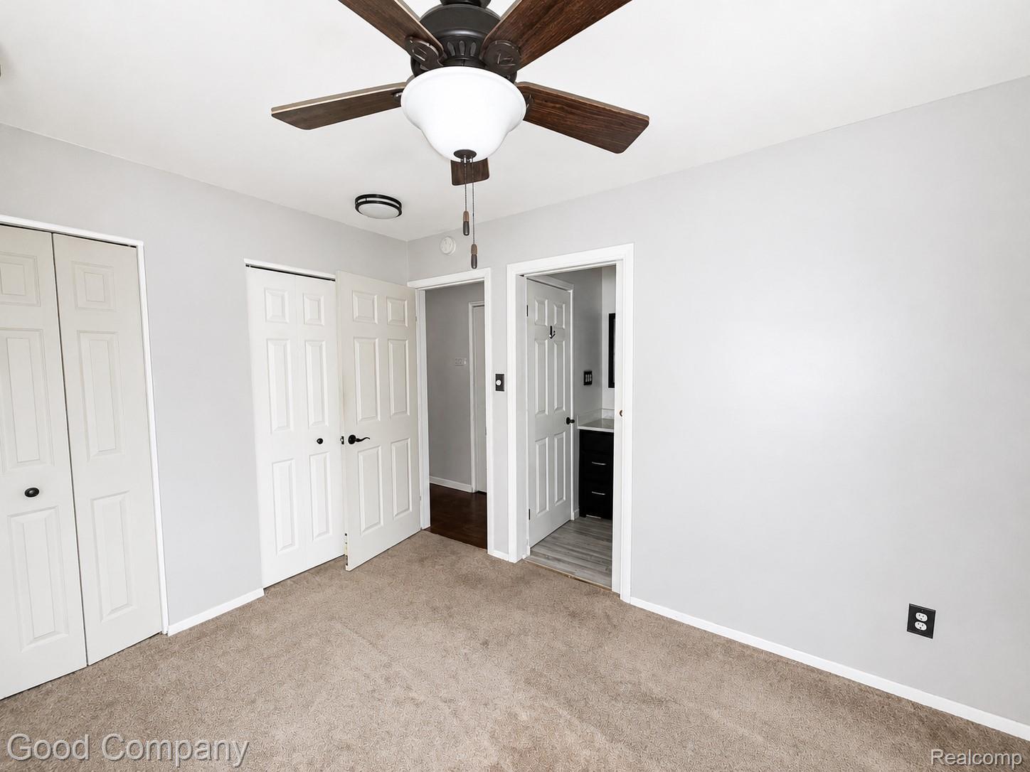 656 E Hudson Avenue Property Photo 10
