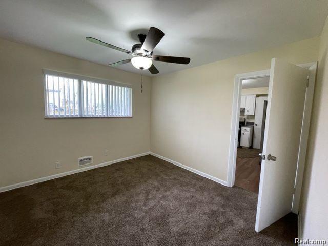 5122 W Bristol Road Property Photo 4