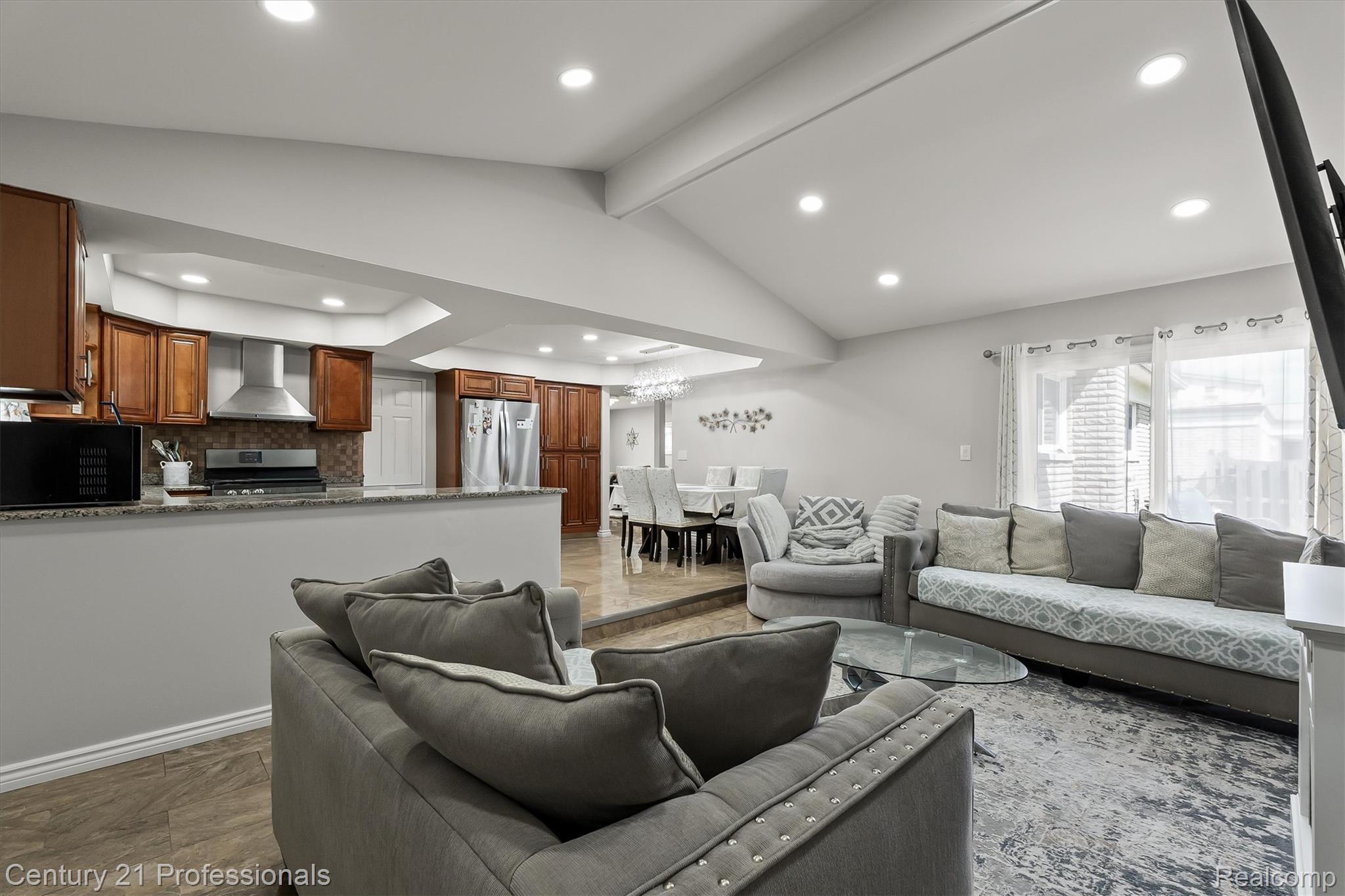 37010 Calka Drive Property Photo 10