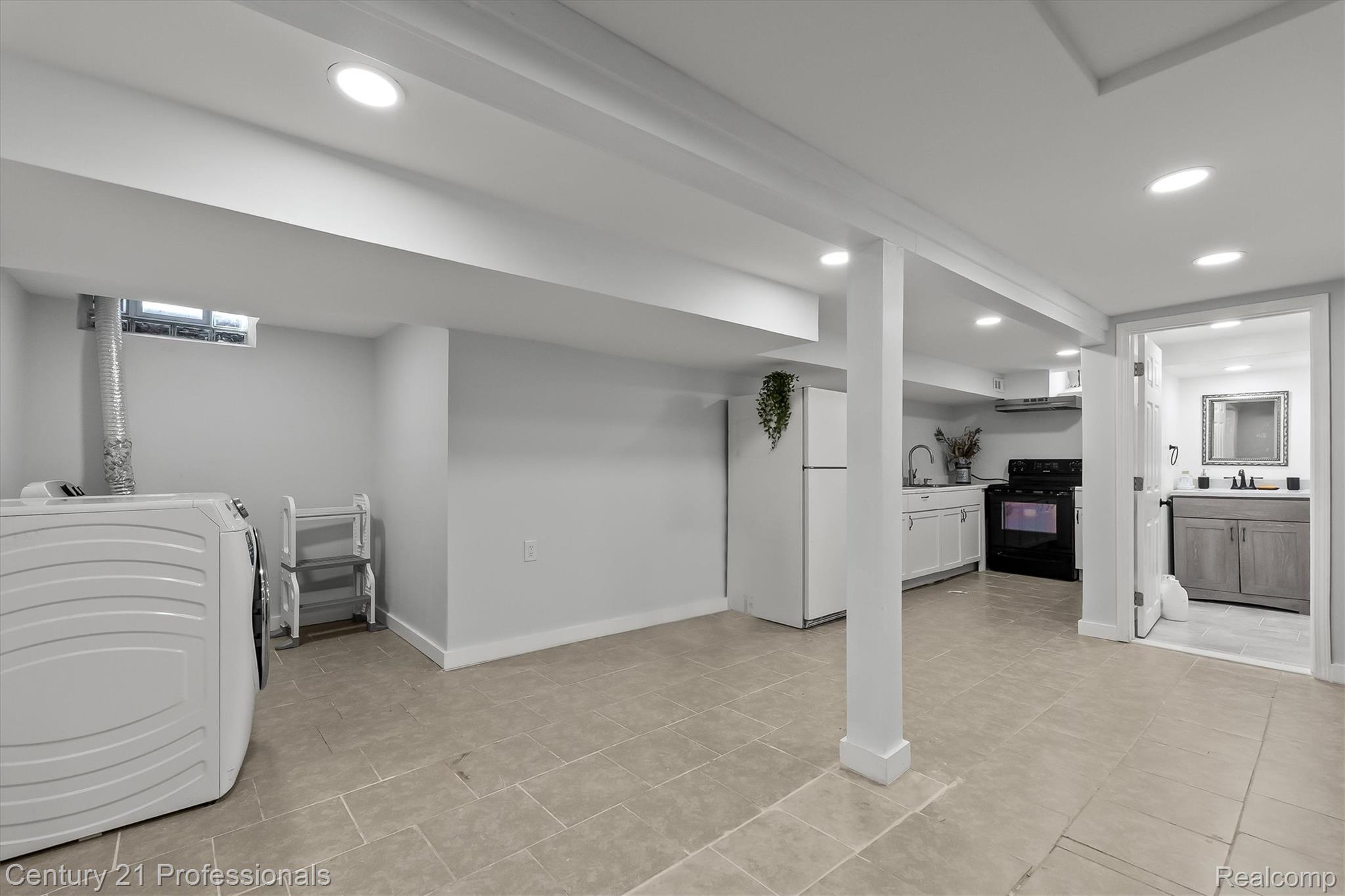 37010 Calka Drive Property Photo 21