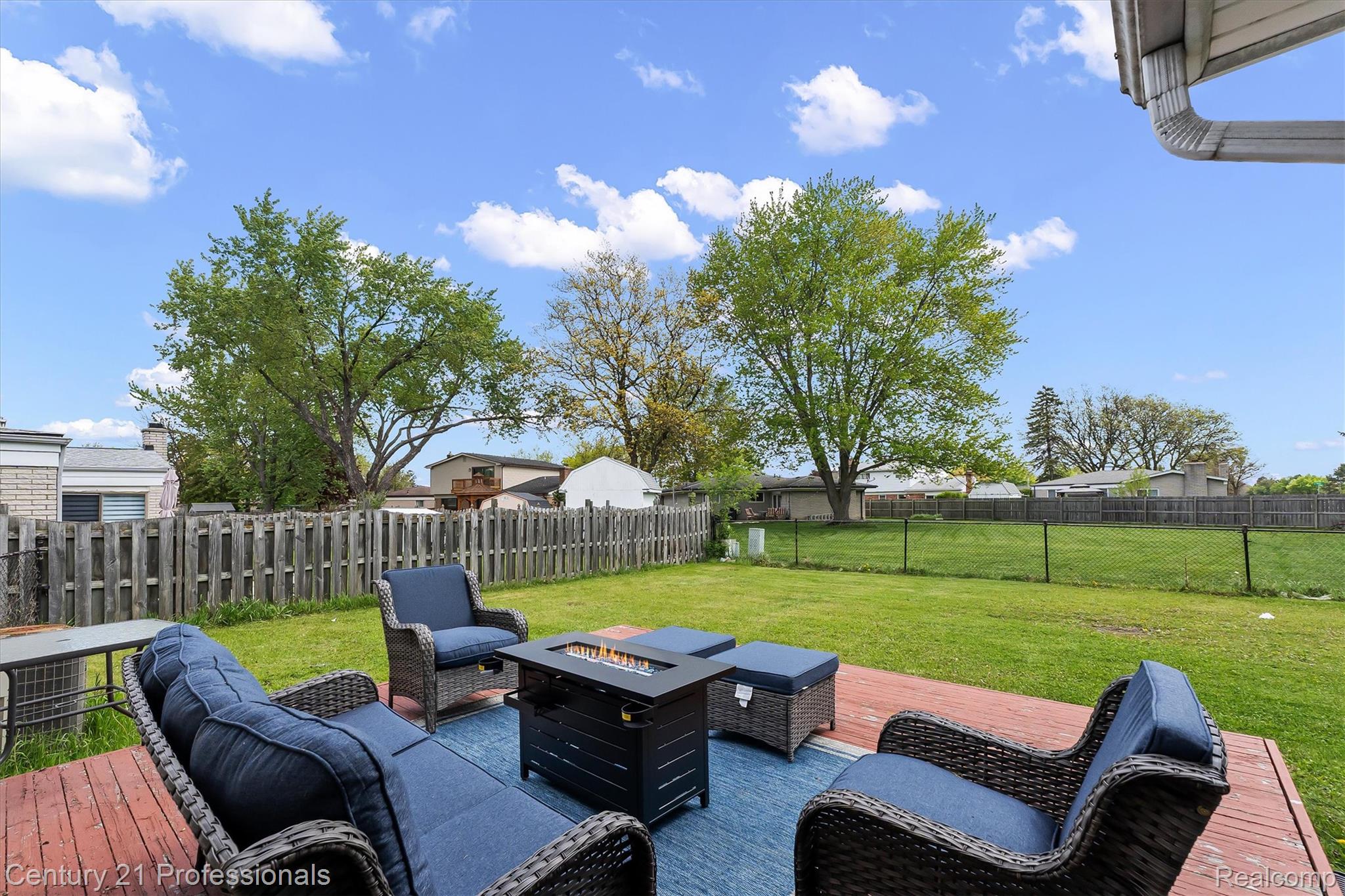 37010 Calka Drive Property Photo 25