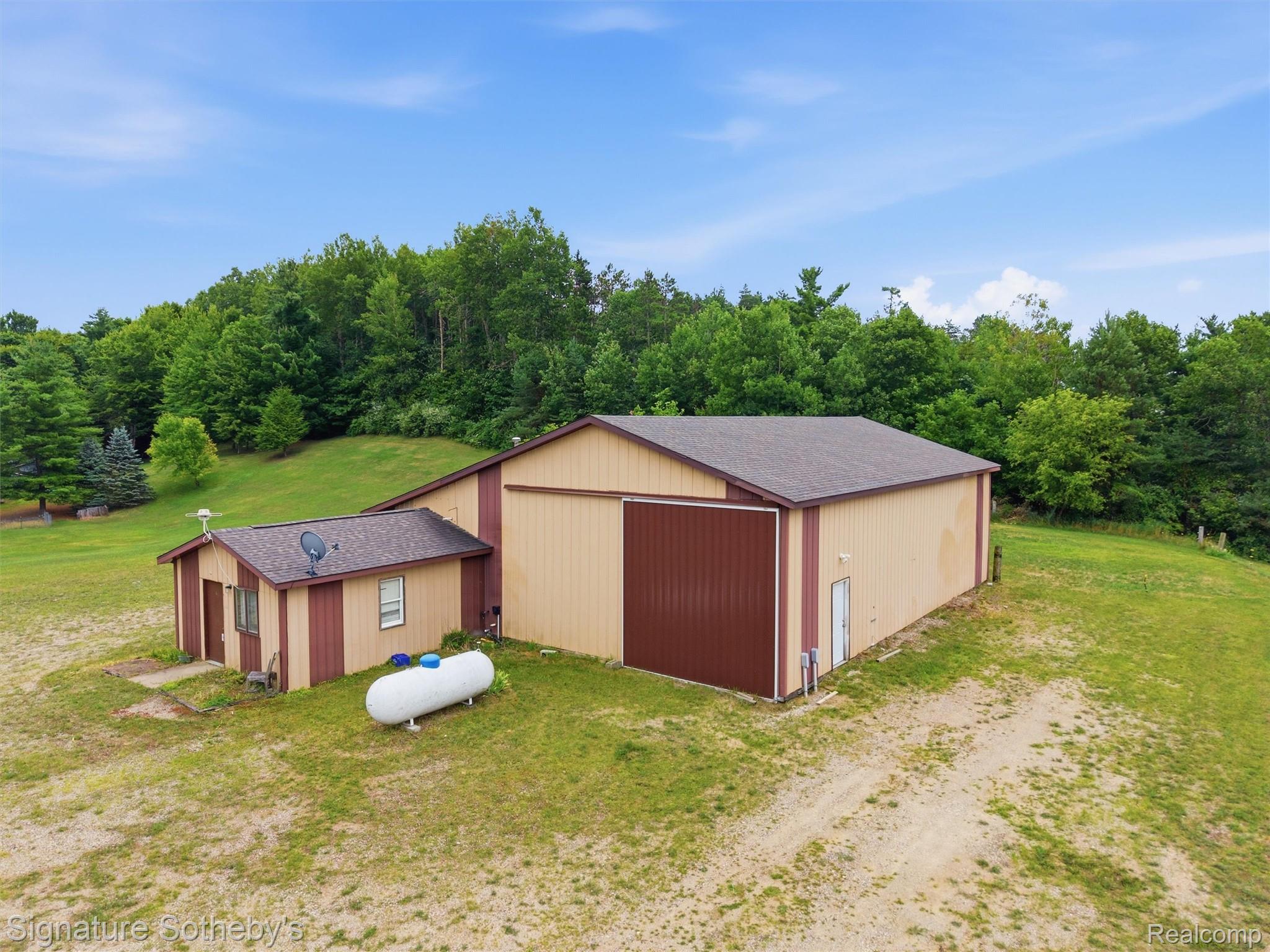 6164 Willits Road Property Photo 18