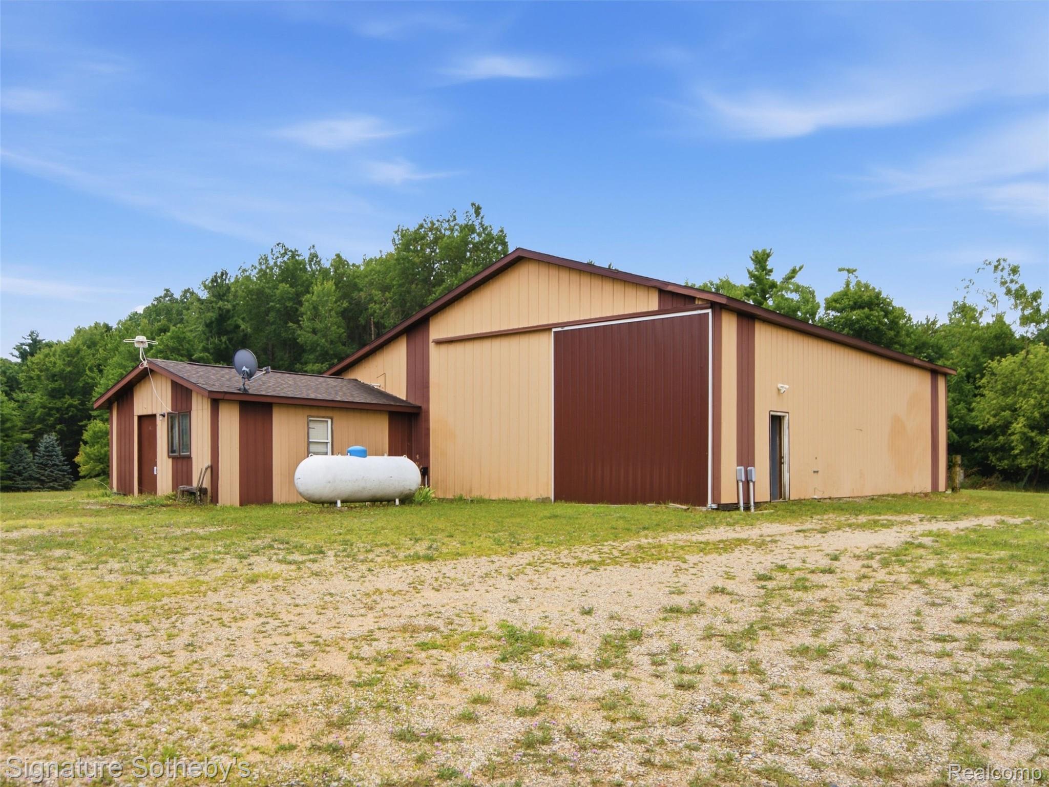 6164 Willits Road Property Photo 35